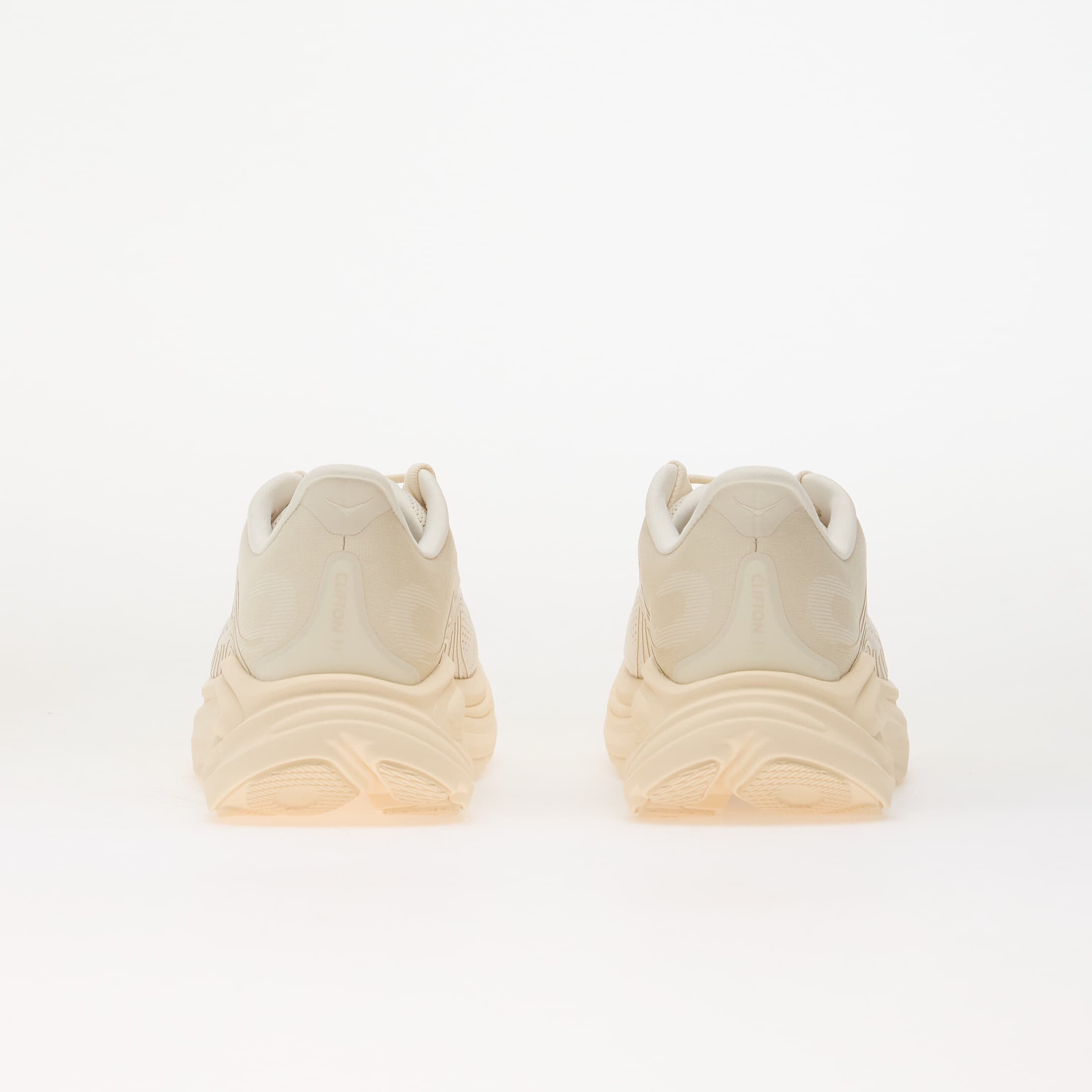 HOKA® Сникърси W Clifton 11 Alabaster/ Oat Milk