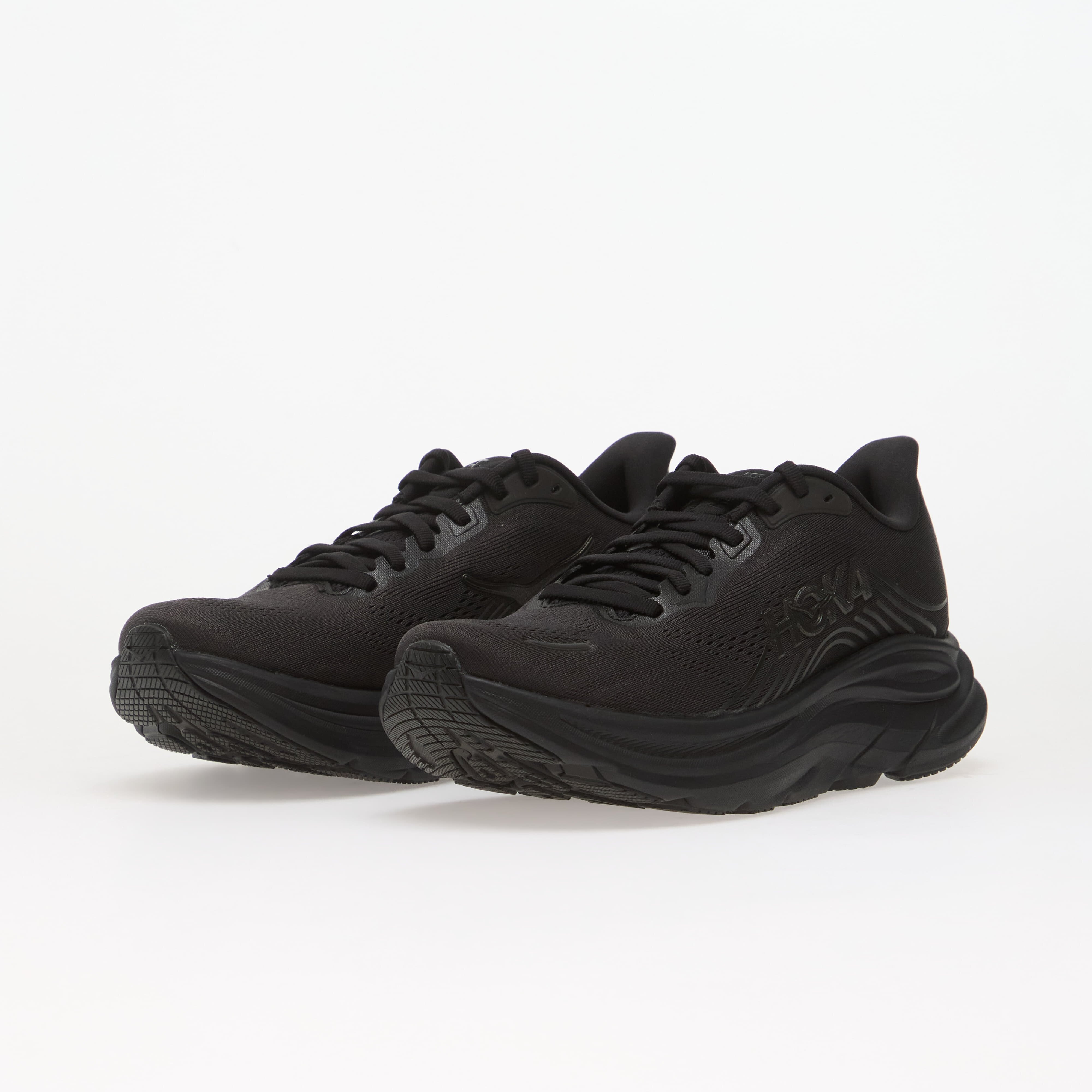 HOKA® Сникърси W Clifton 11 Black/ Black