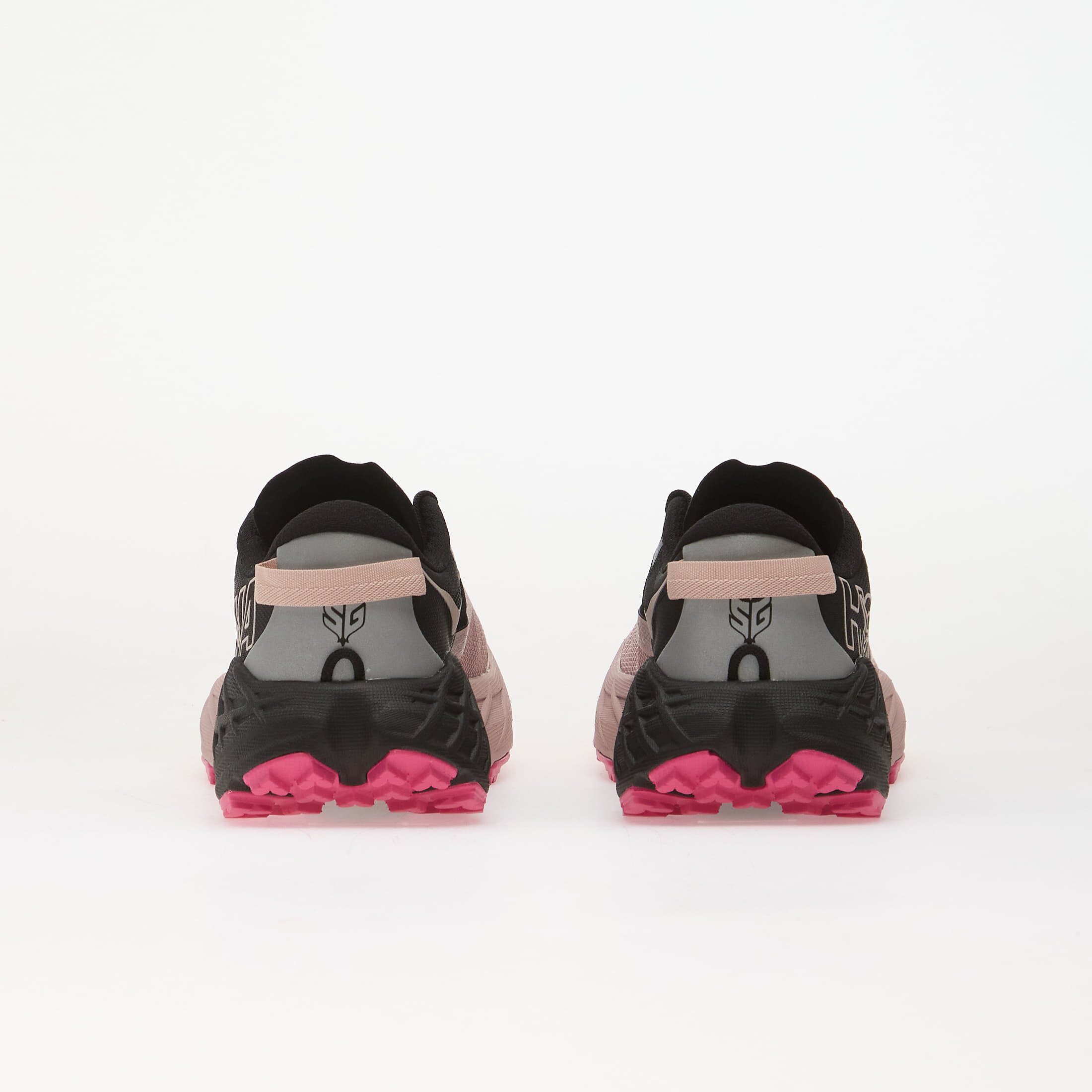 HOKA® Сникърси W Speedgoat 7 Black/ Pink Opal