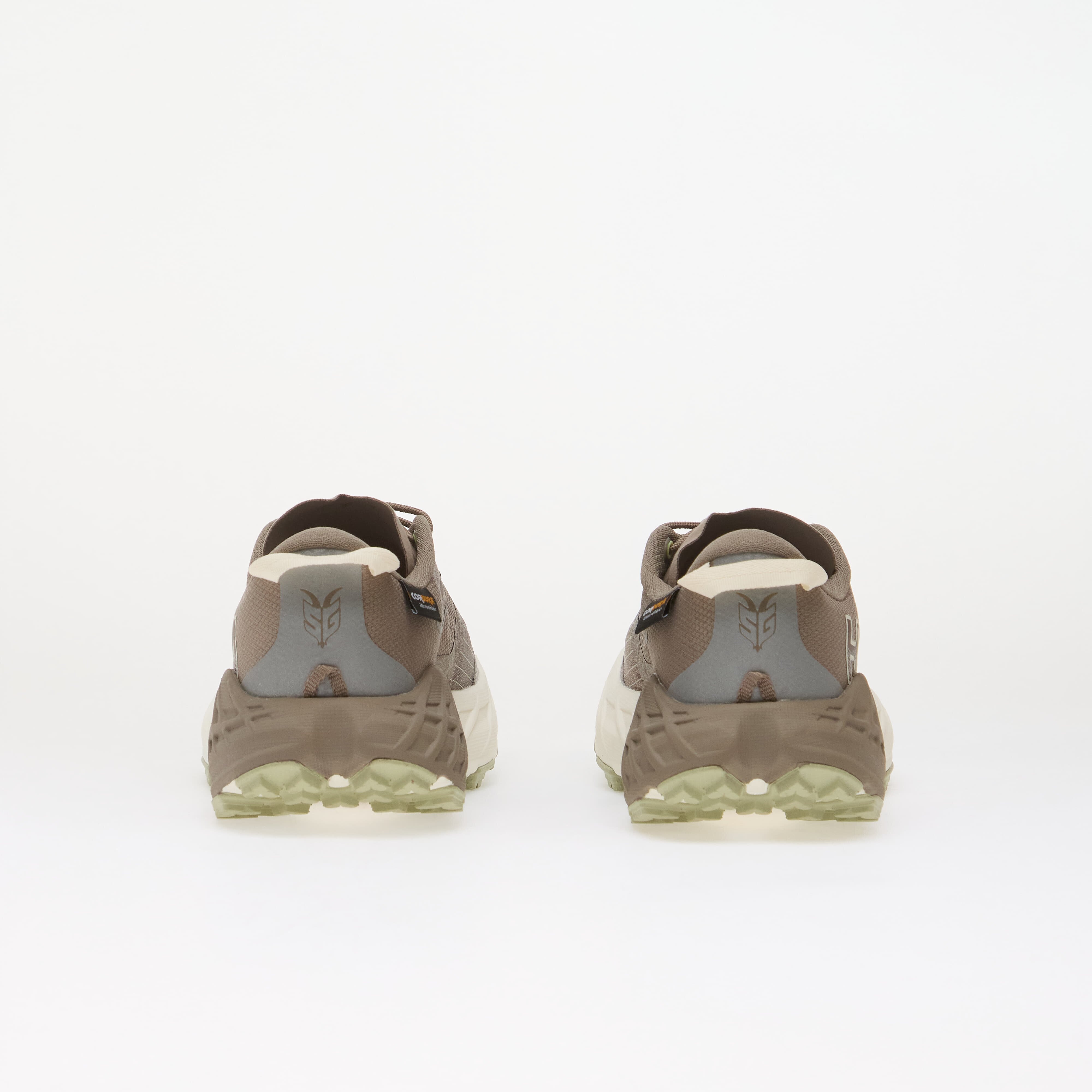 HOKA® Сникърси W Speedgoat 7 GTX Pebble Grey/ Alabaster