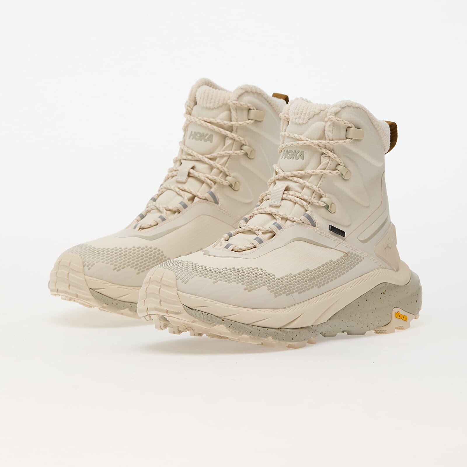 HOKA® W Kaha 2 Frost GTX Oat Milk/ Sesame