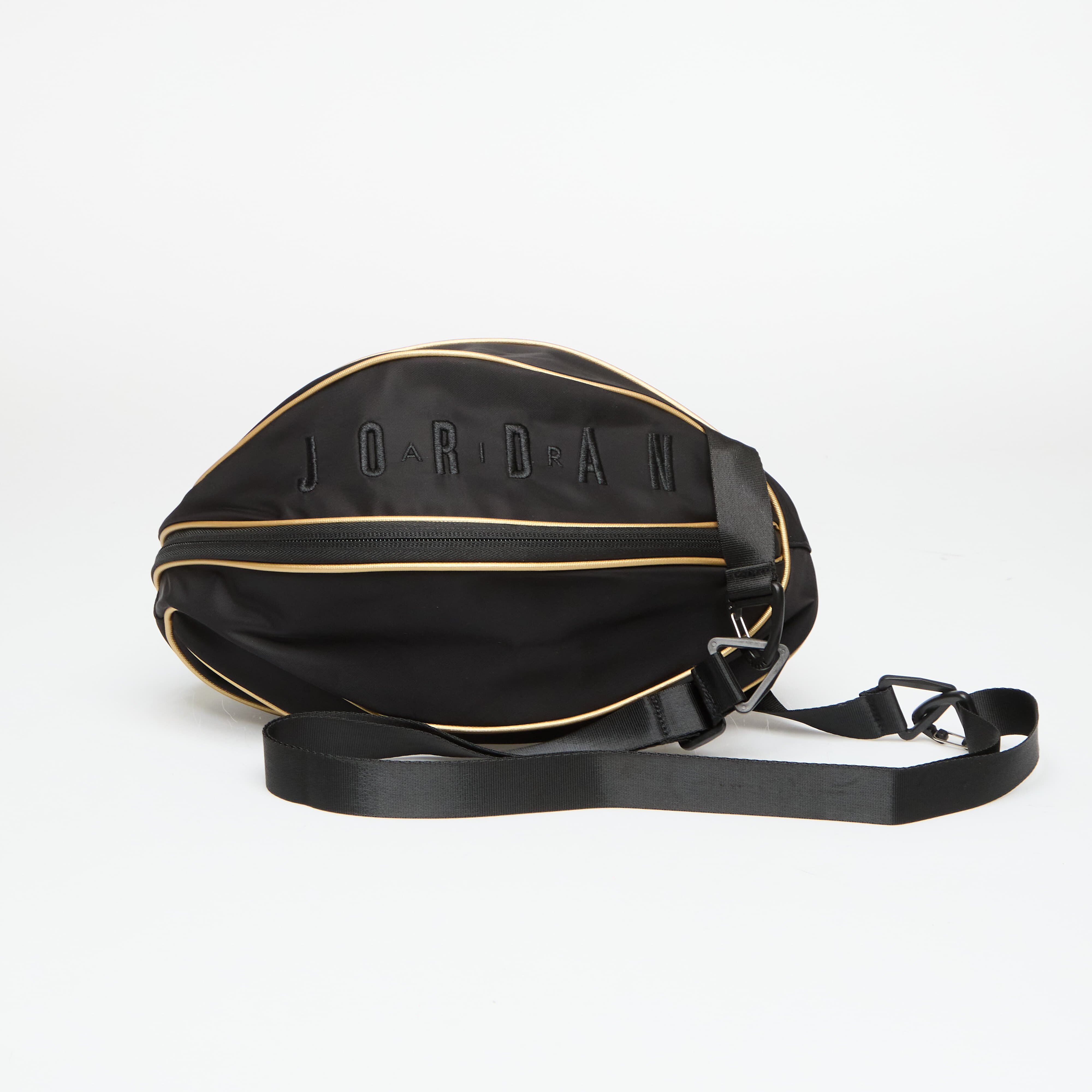 Jordan Чантичка за кръста Basketball Bag Black/ Gold