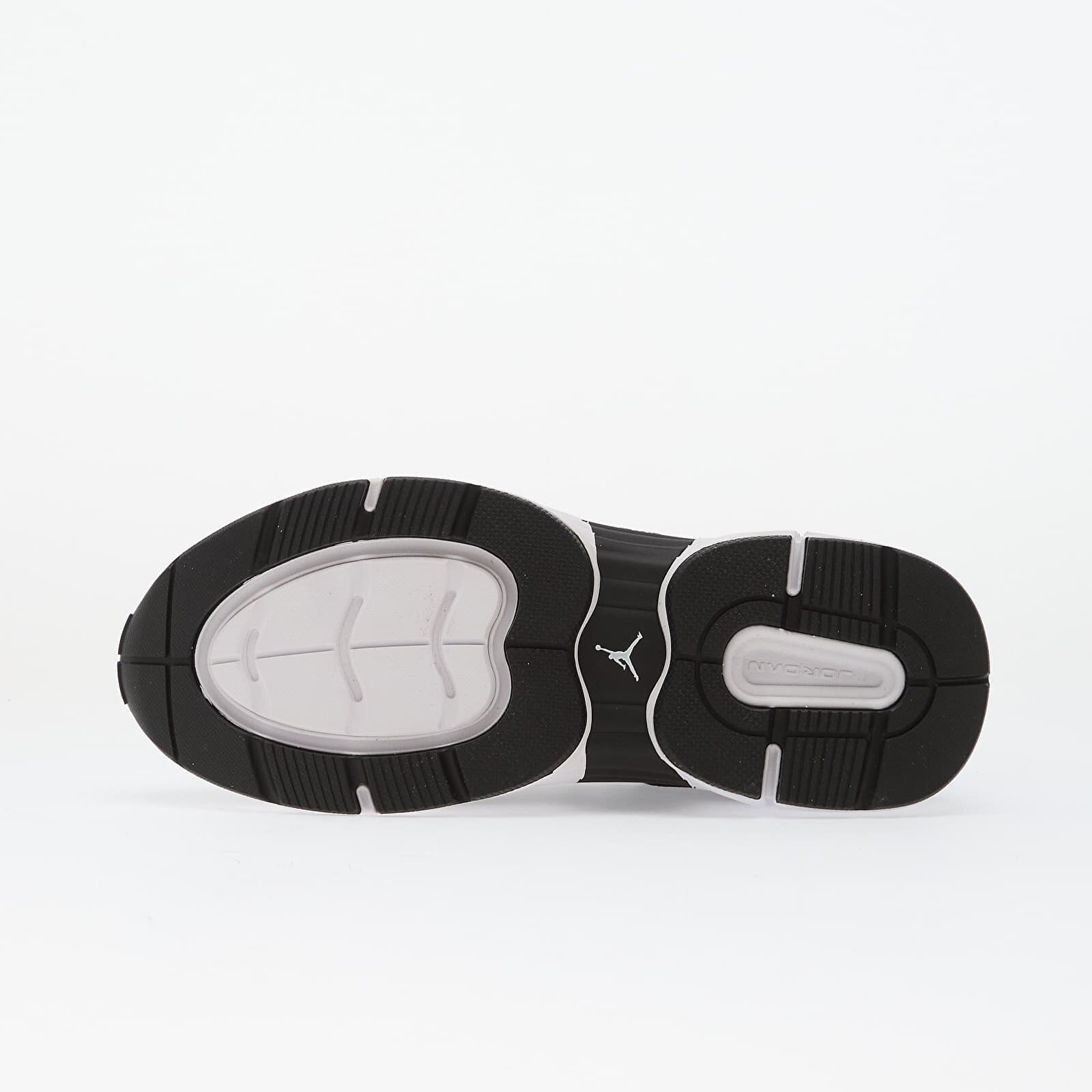 Jordan Обувки Trunner O/S Black/ White