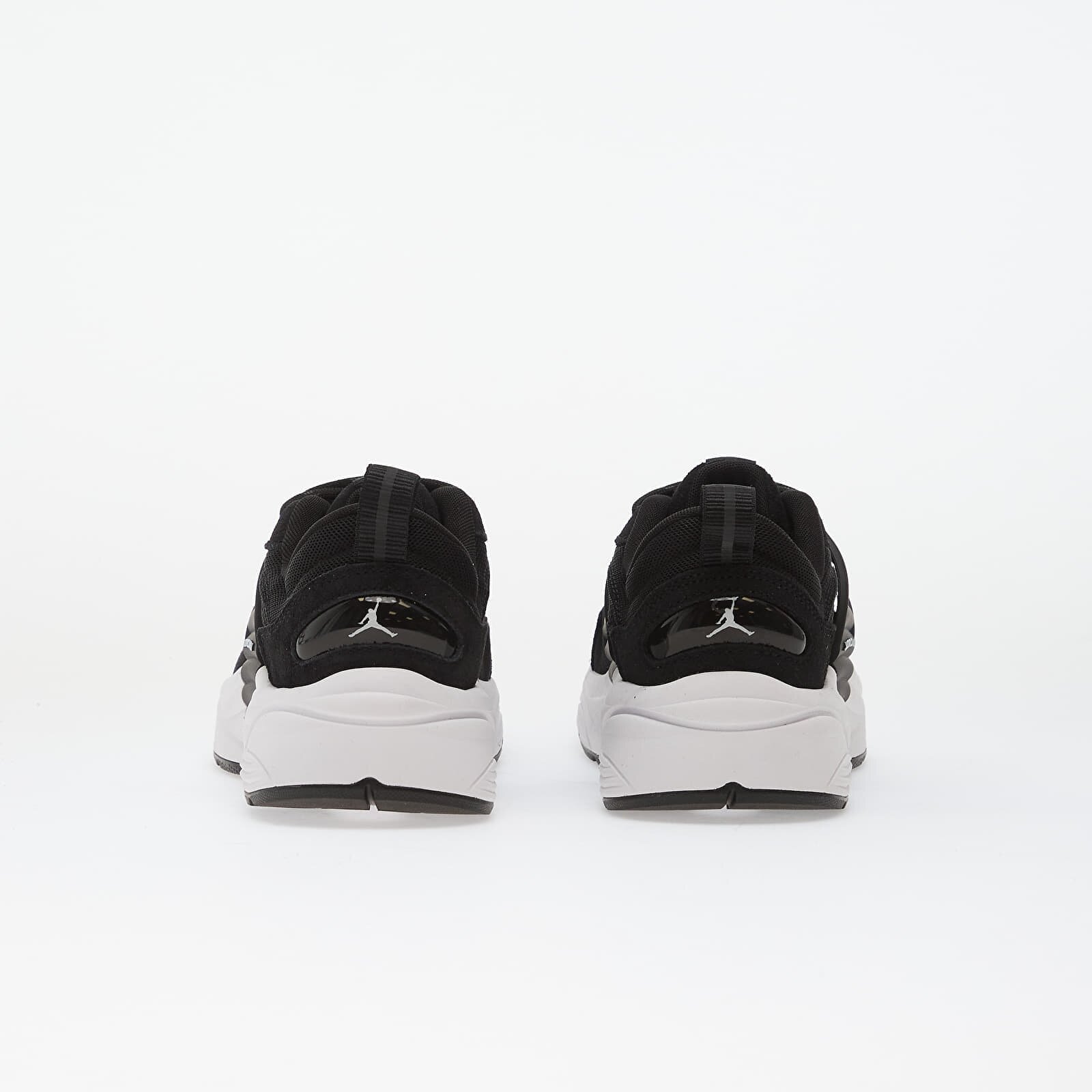 Jordan Обувки Trunner O/S Black/ White