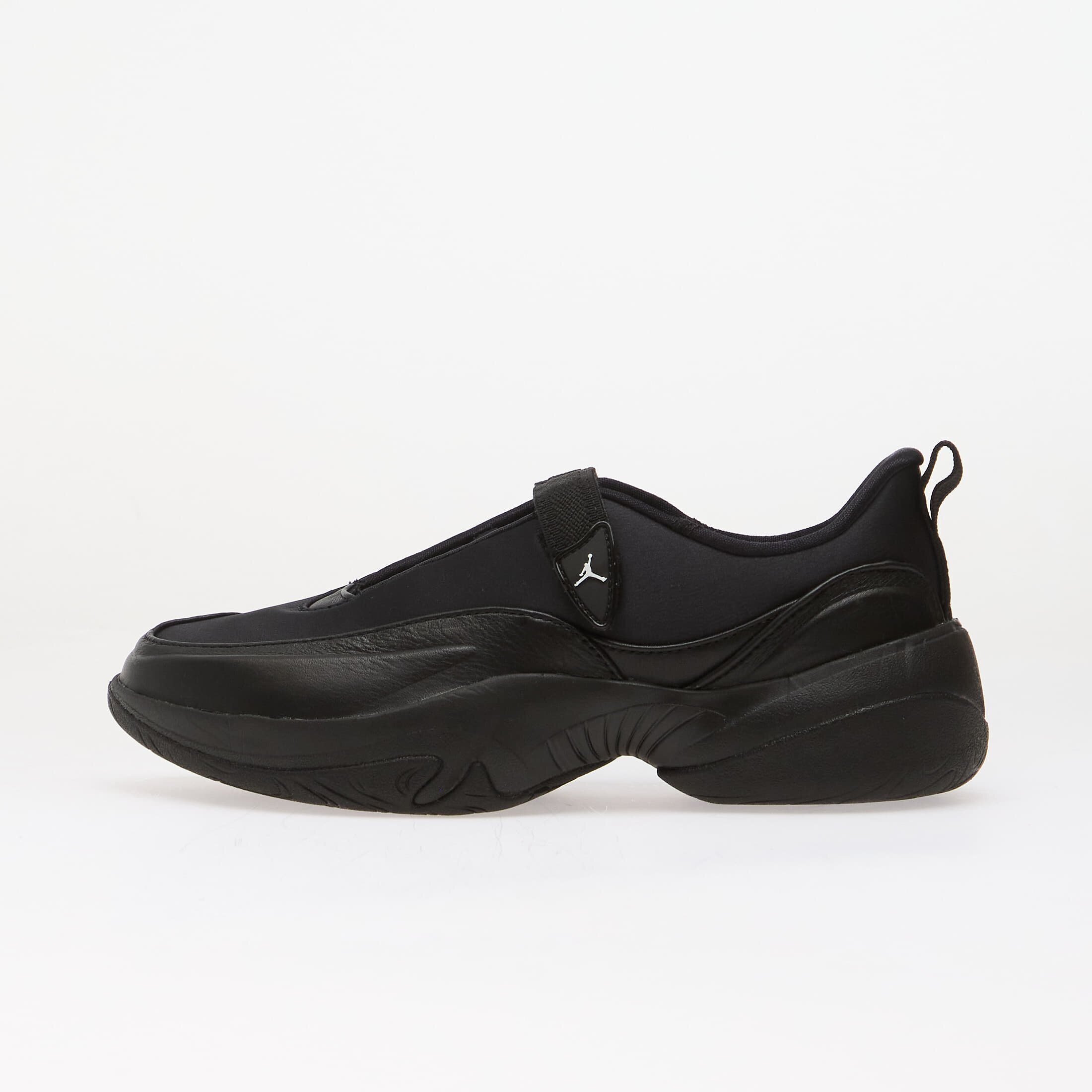 Jordan Pointe Black/ Anthracite-Summit White