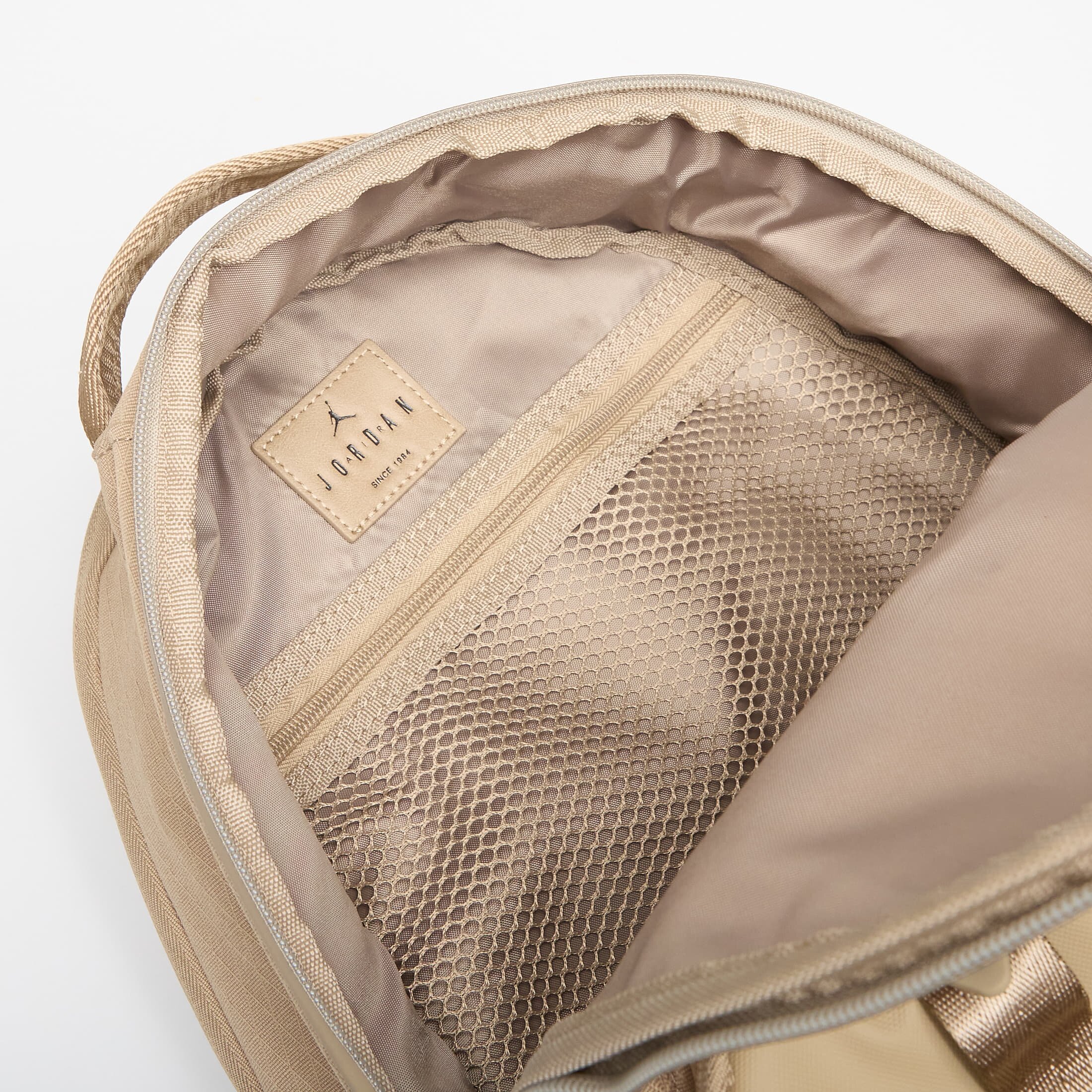 Jordan Раница Collectors Daypack Khaki