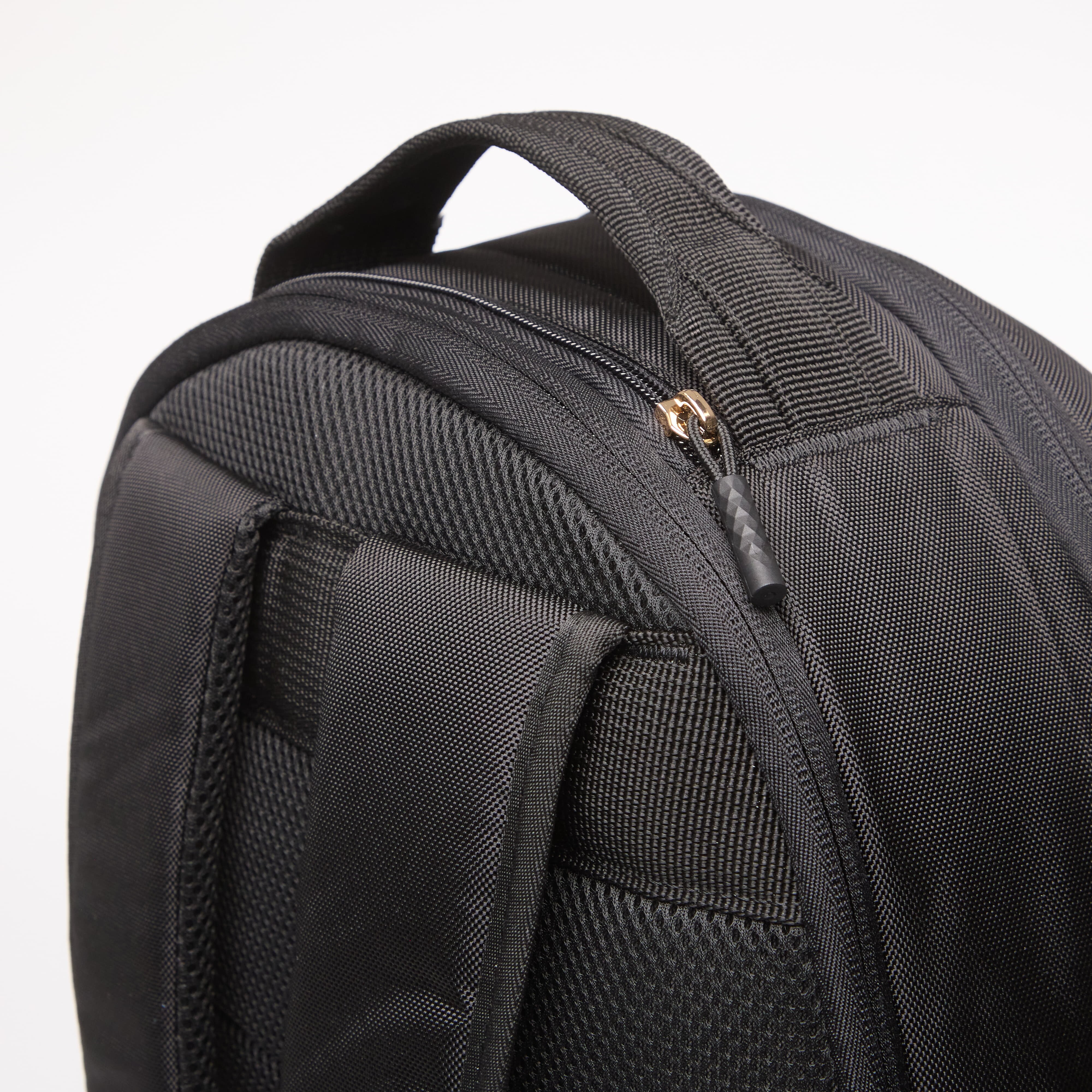 Jordan Раница Element Pro Backpack Black/ Gold