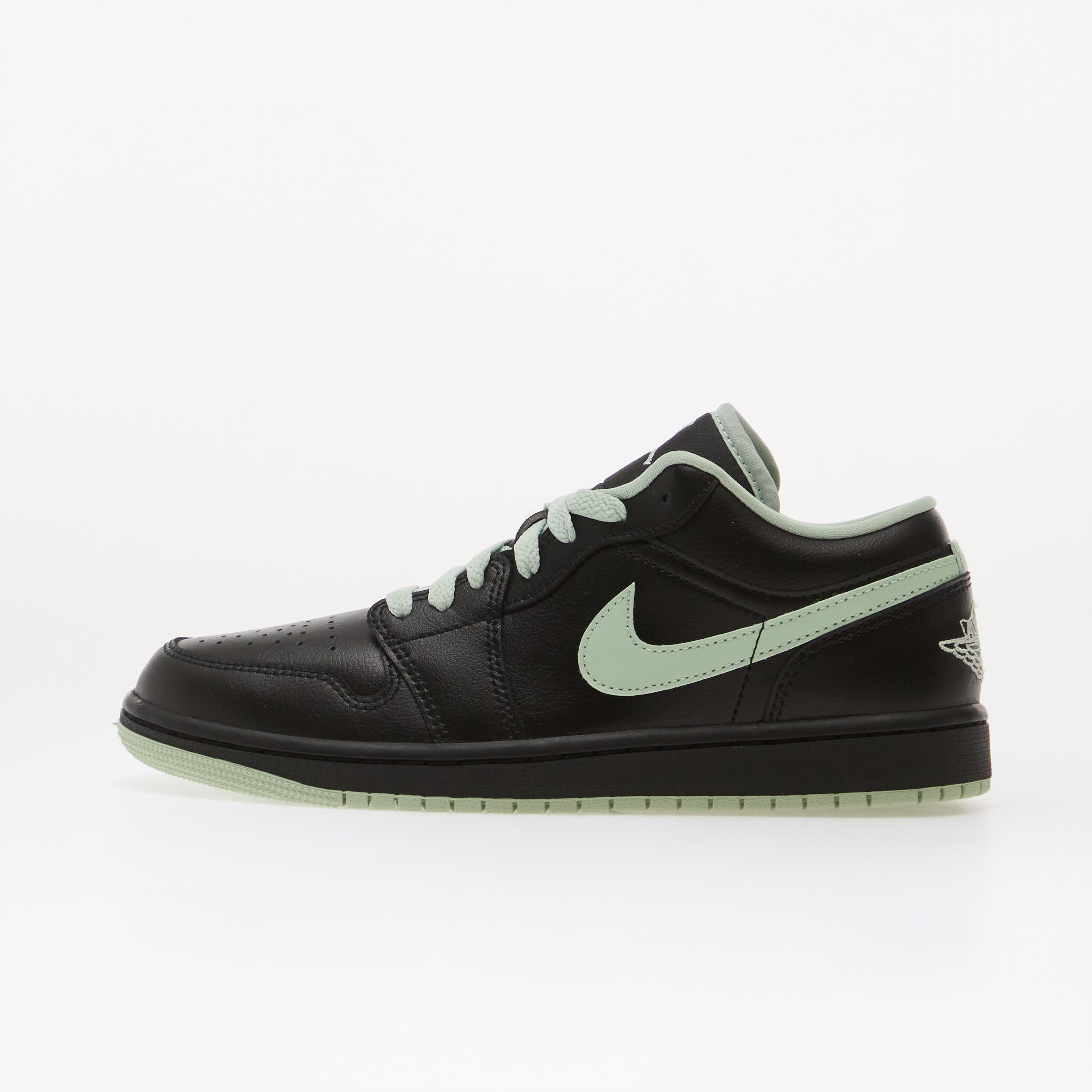 Jordan Сникърси Air 1 Low Black/ Pistachio Frost