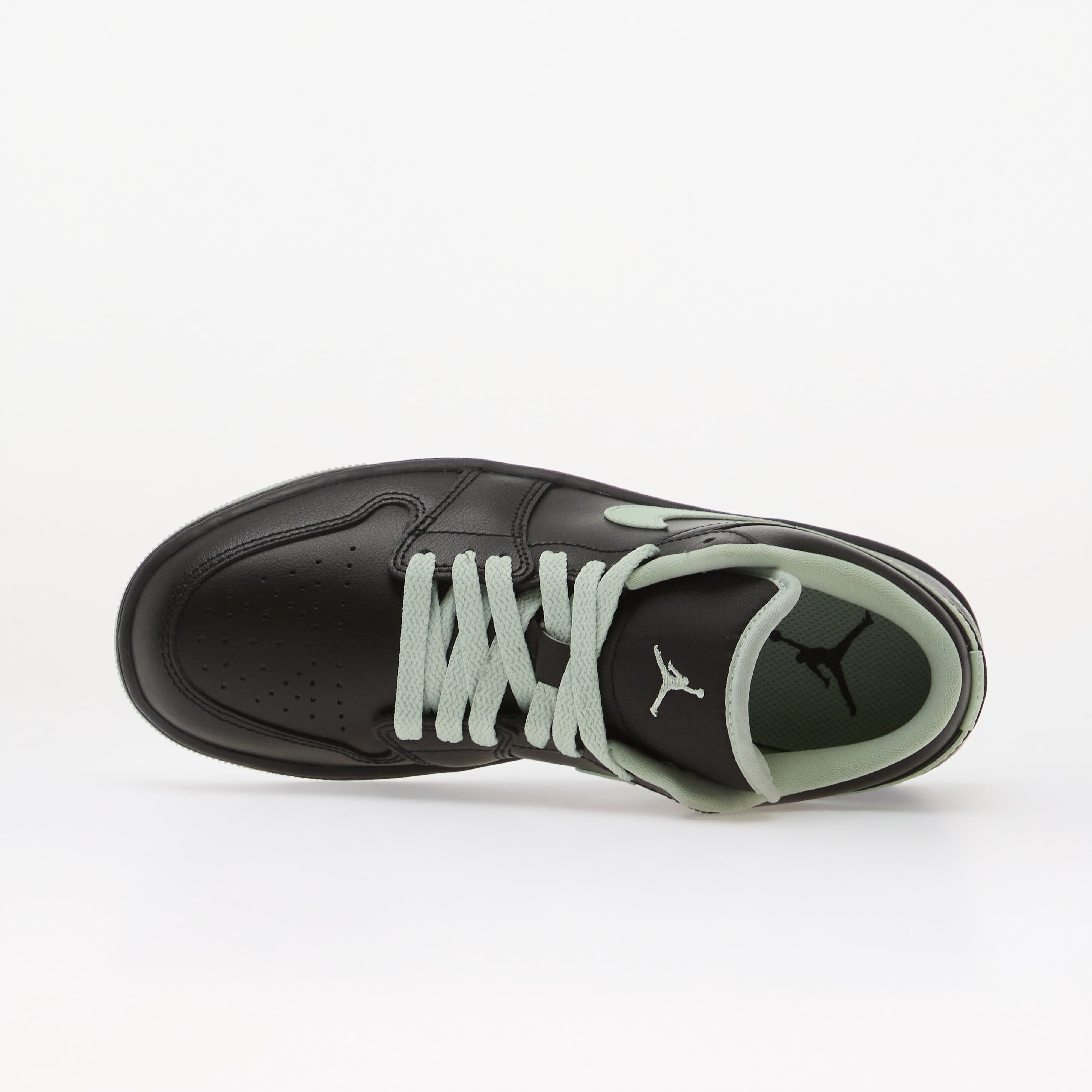 Jordan Сникърси Air 1 Low Black/ Pistachio Frost