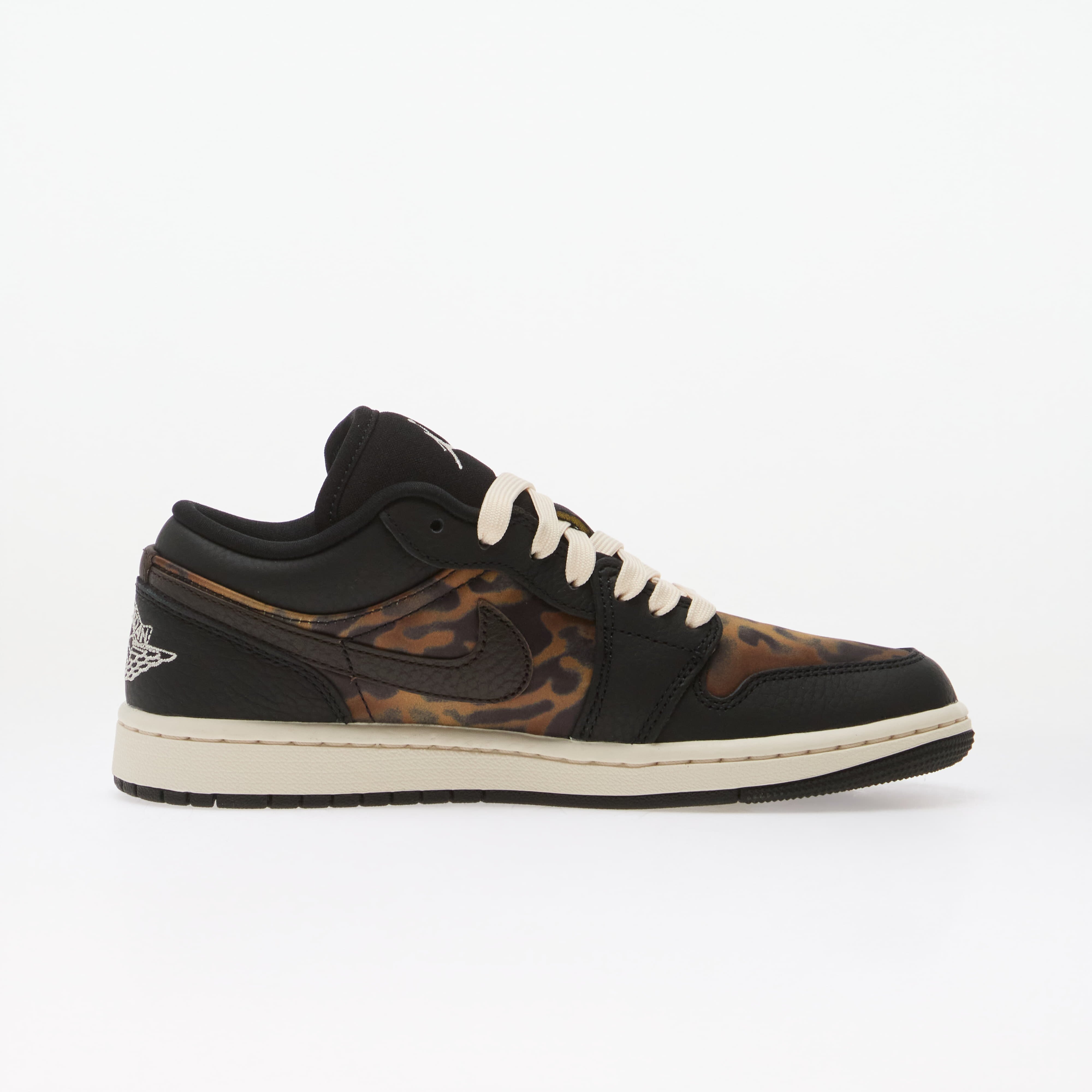 Jordan Сникърси Air 1 Low SE Black/ Chalk-Velvet Brown