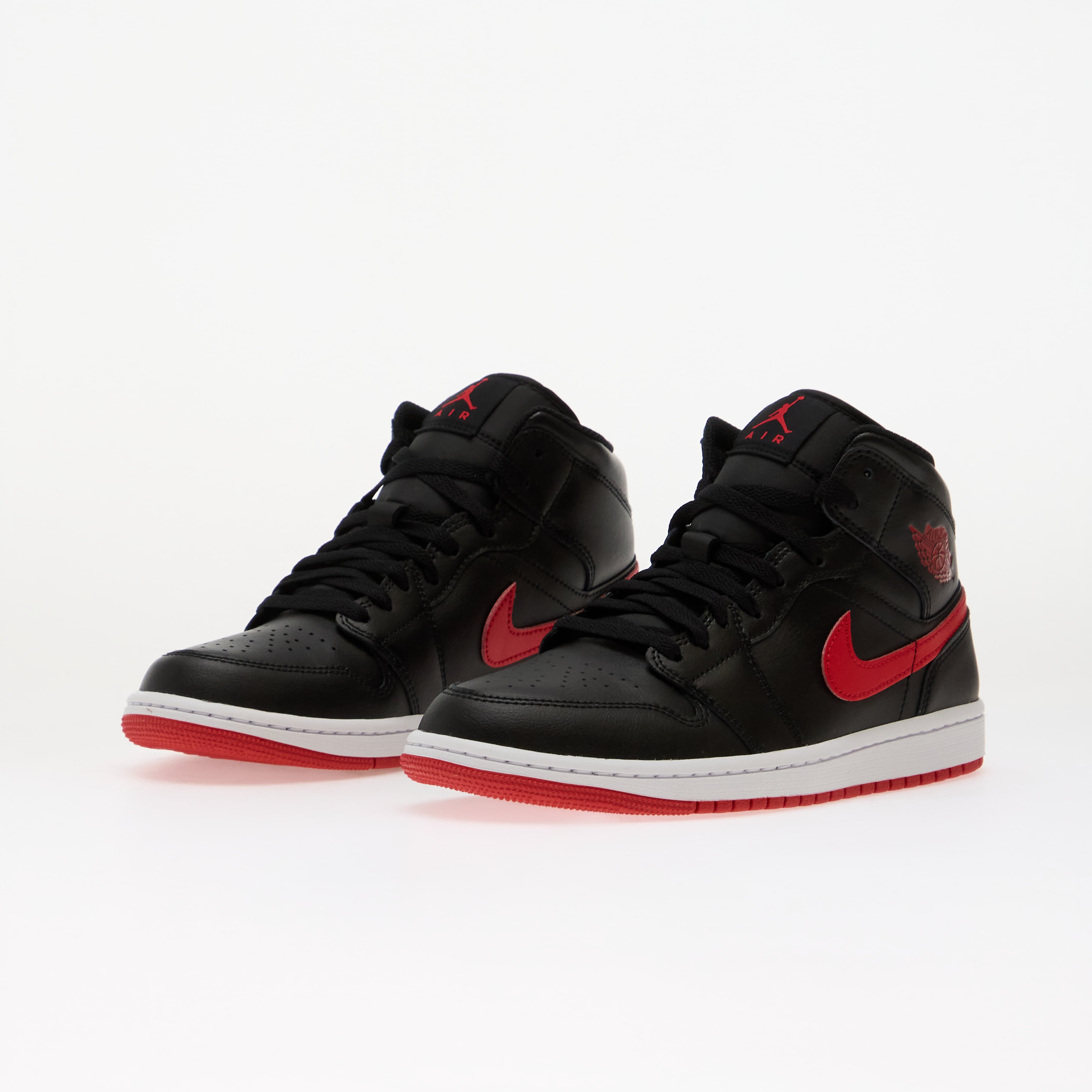 Jordan Сникърси Air 1 Mid Black/ University Red-White