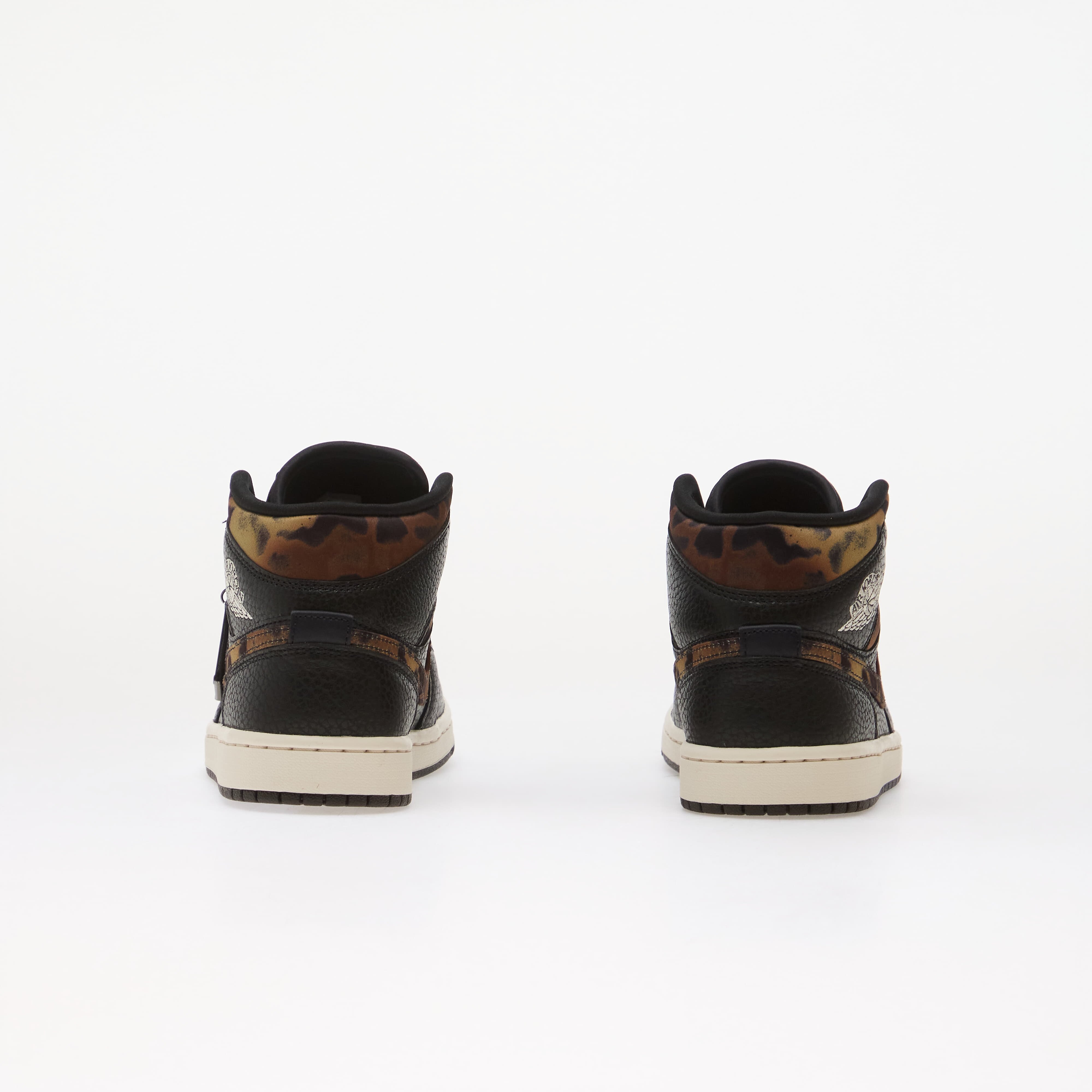 Jordan Сникърси Air 1 Mid SE Black/ Chalk-Velvet Brown