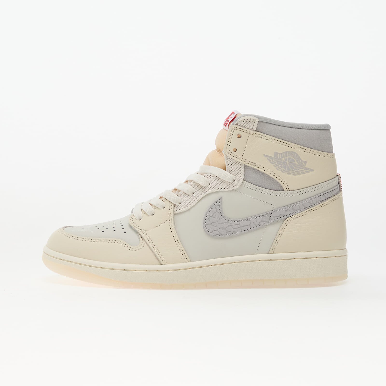 Jordan Сникърси Air 1 Retro High OG "Sail University Red" Sail/ University Red-Pale Ivory