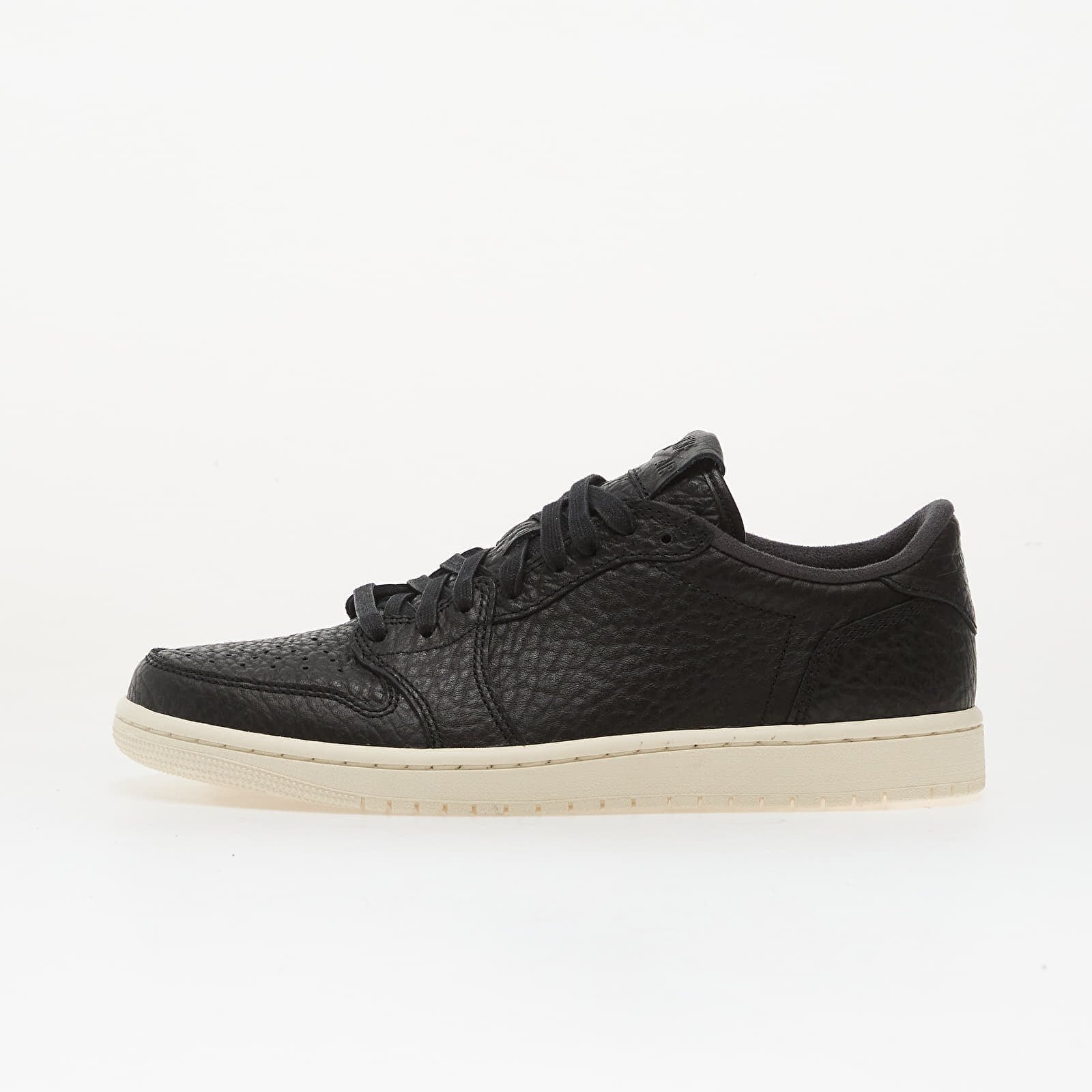 Jordan Сникърси Air 1 Retro Low Black/ Black-Sail