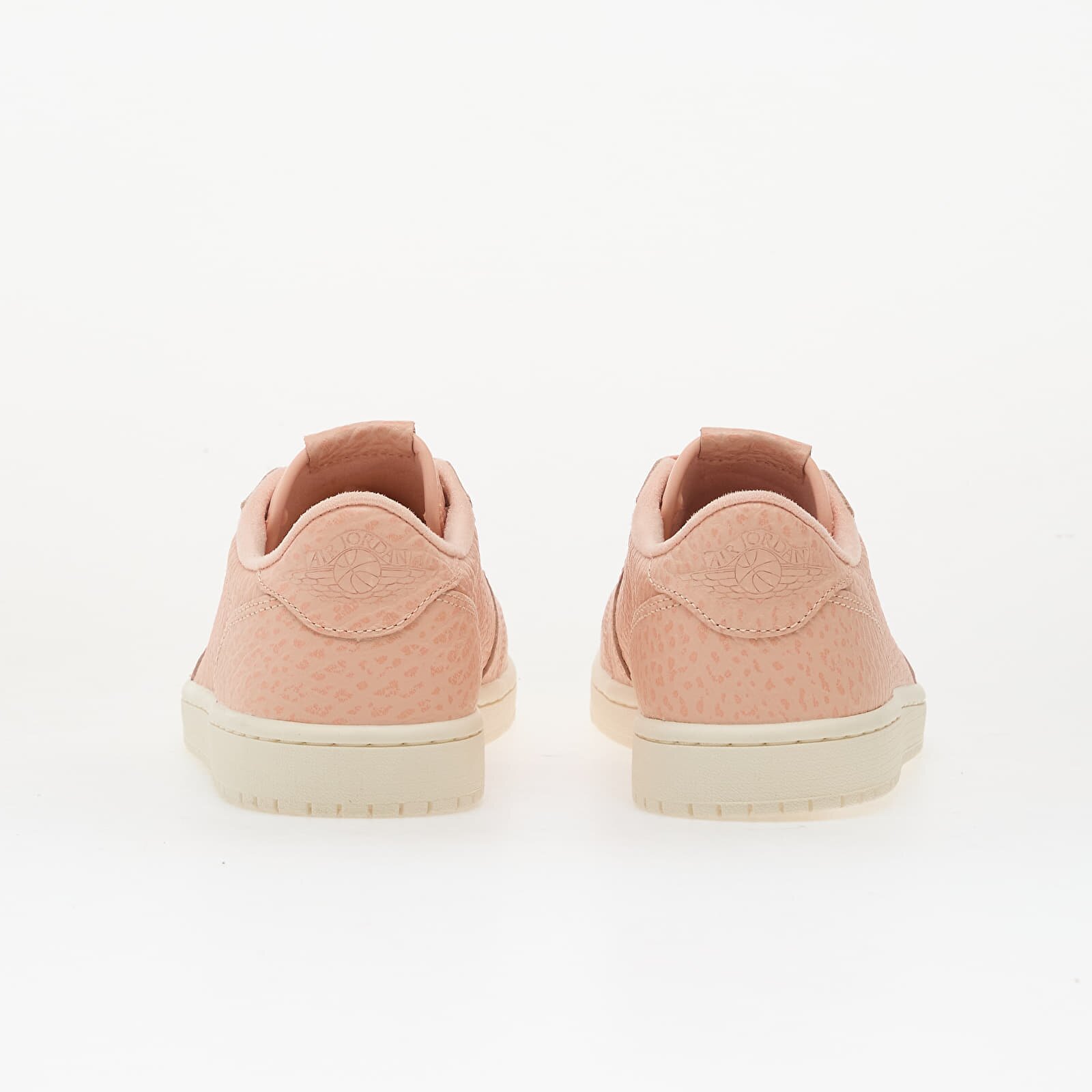 Jordan Сникърси Air 1 Retro Low Ns Arctic Orange/ Sail