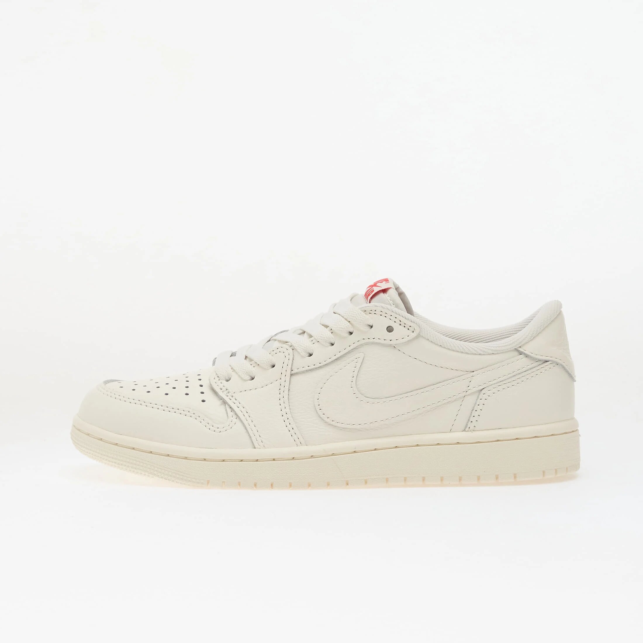 Jordan Сникърси Air 1 Retro Low Sail/ Sail-University Red