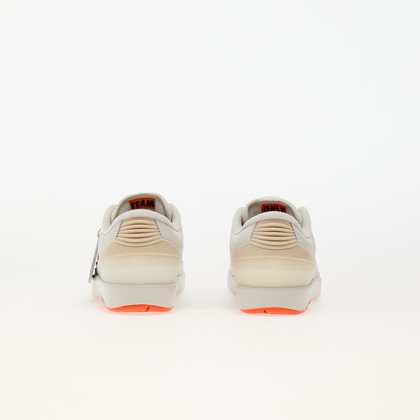 Jordan Сникърси Air 2 Retro Low SP White/ Sail-Light Bone-Bright Mandarin