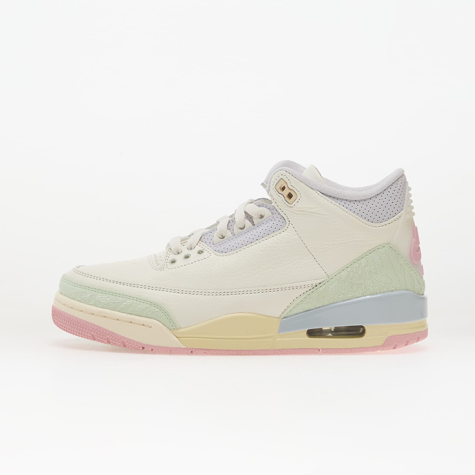 Jordan Сникърси Air 3 Retro "Spring Is in the Air" Sail/ Jade Aura-Aura-Iced Carmine