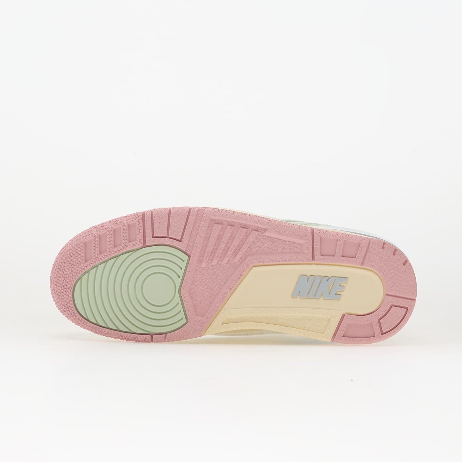 Jordan Сникърси Air 3 Retro "Spring Is in the Air" Sail/ Jade Aura-Aura-Iced Carmine