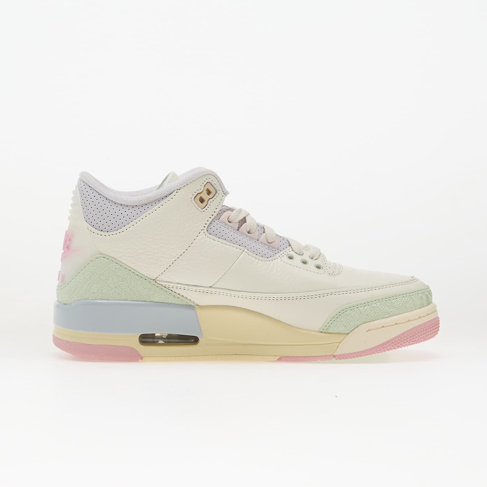 Jordan Сникърси Air 3 Retro "Spring Is in the Air" Sail/ Jade Aura-Aura-Iced Carmine