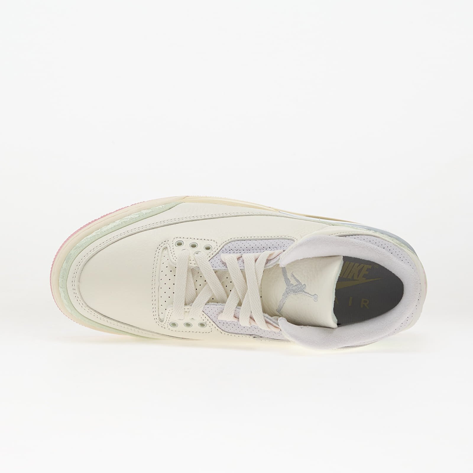 Jordan Сникърси Air 3 Retro "Spring Is in the Air" Sail/ Jade Aura-Aura-Iced Carmine