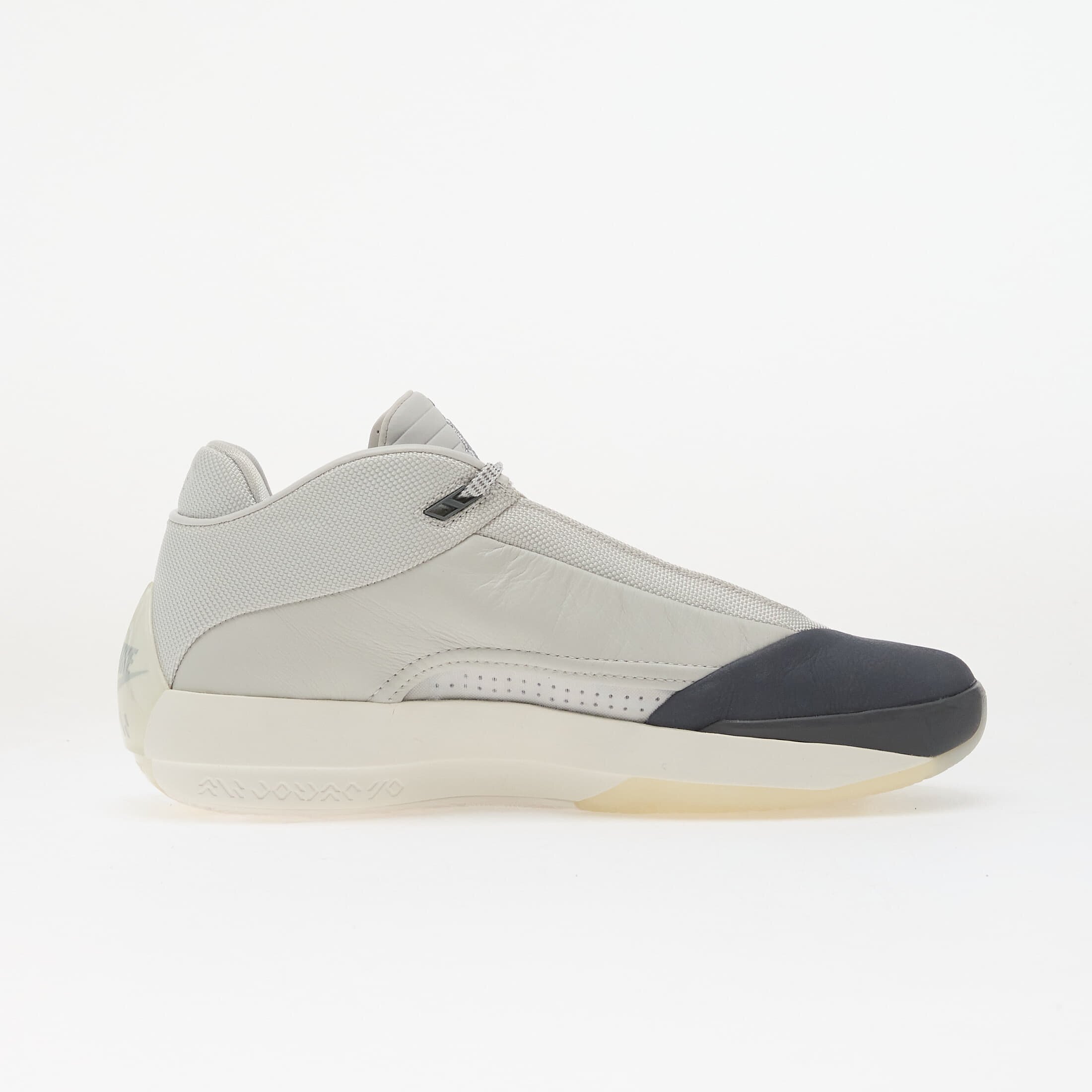 Jordan Сникърси Air 40 "Wolf Grey" Photon Dust/ Wolf Grey-Flint Grey