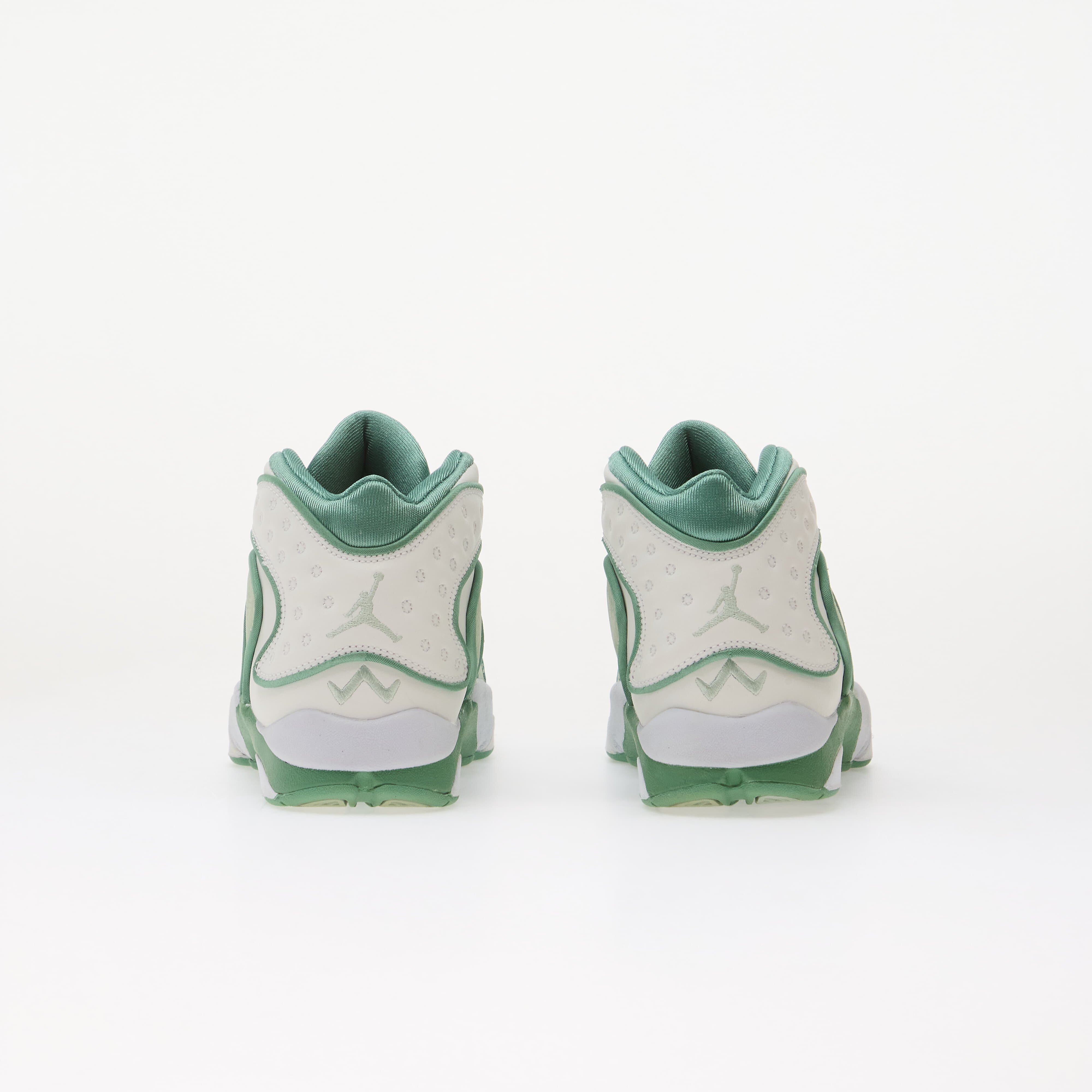 Jordan Сникърси Air OG White/ Pistachio Frost-Healing Jade