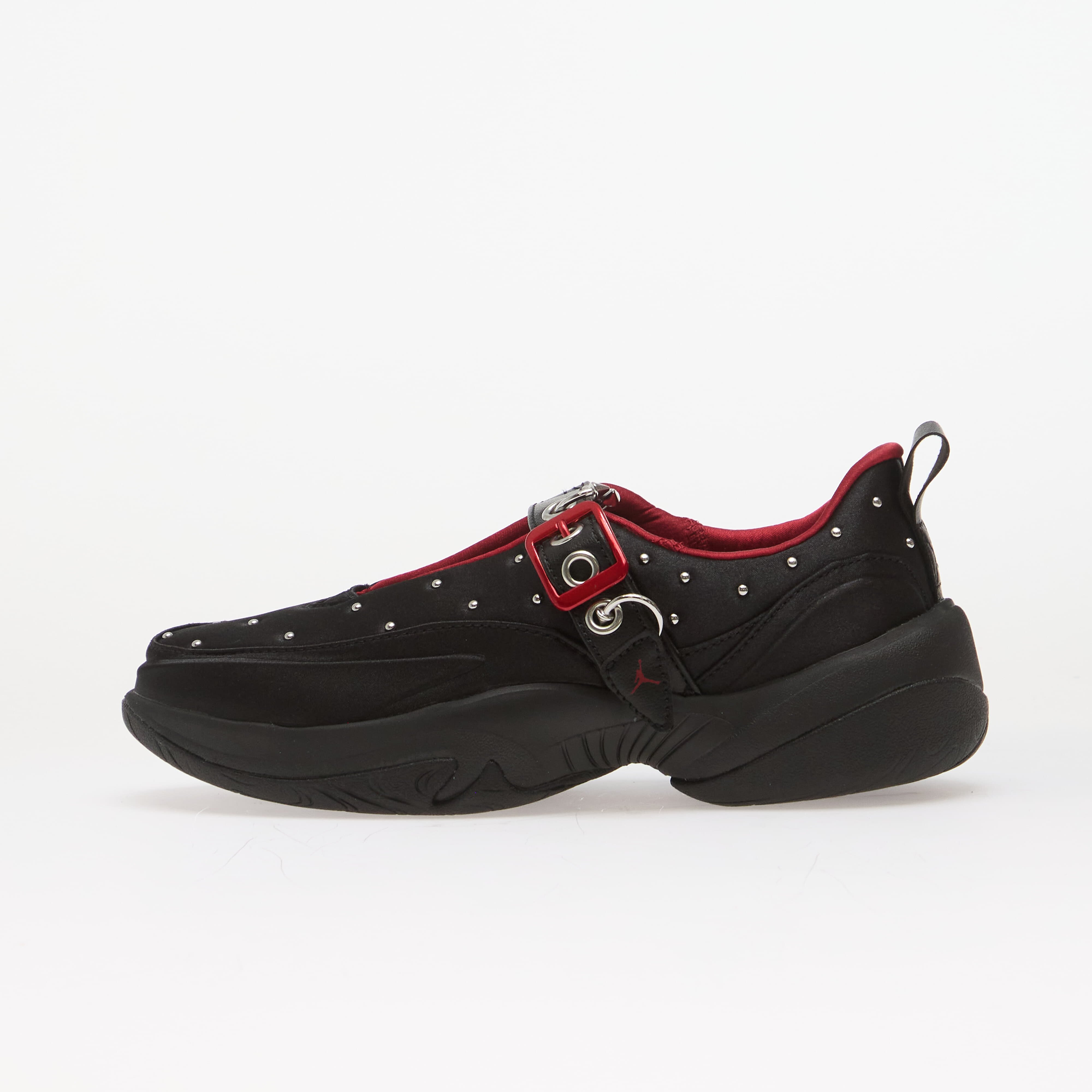 Jordan Сникърси Pointe White/ University Red-Black