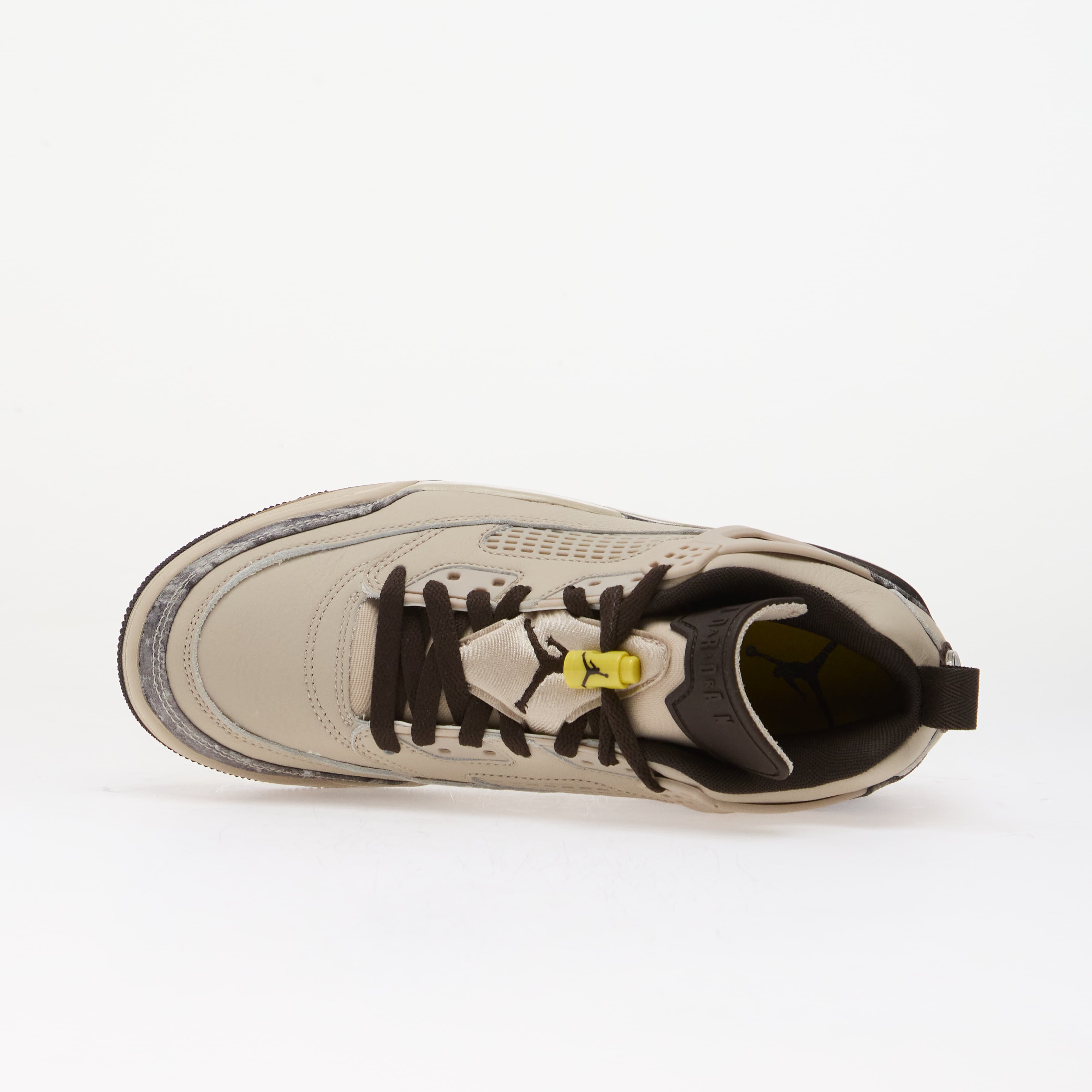 Jordan Сникърси Spizike Low Cream II/ Velvet Brown-Bright Citron