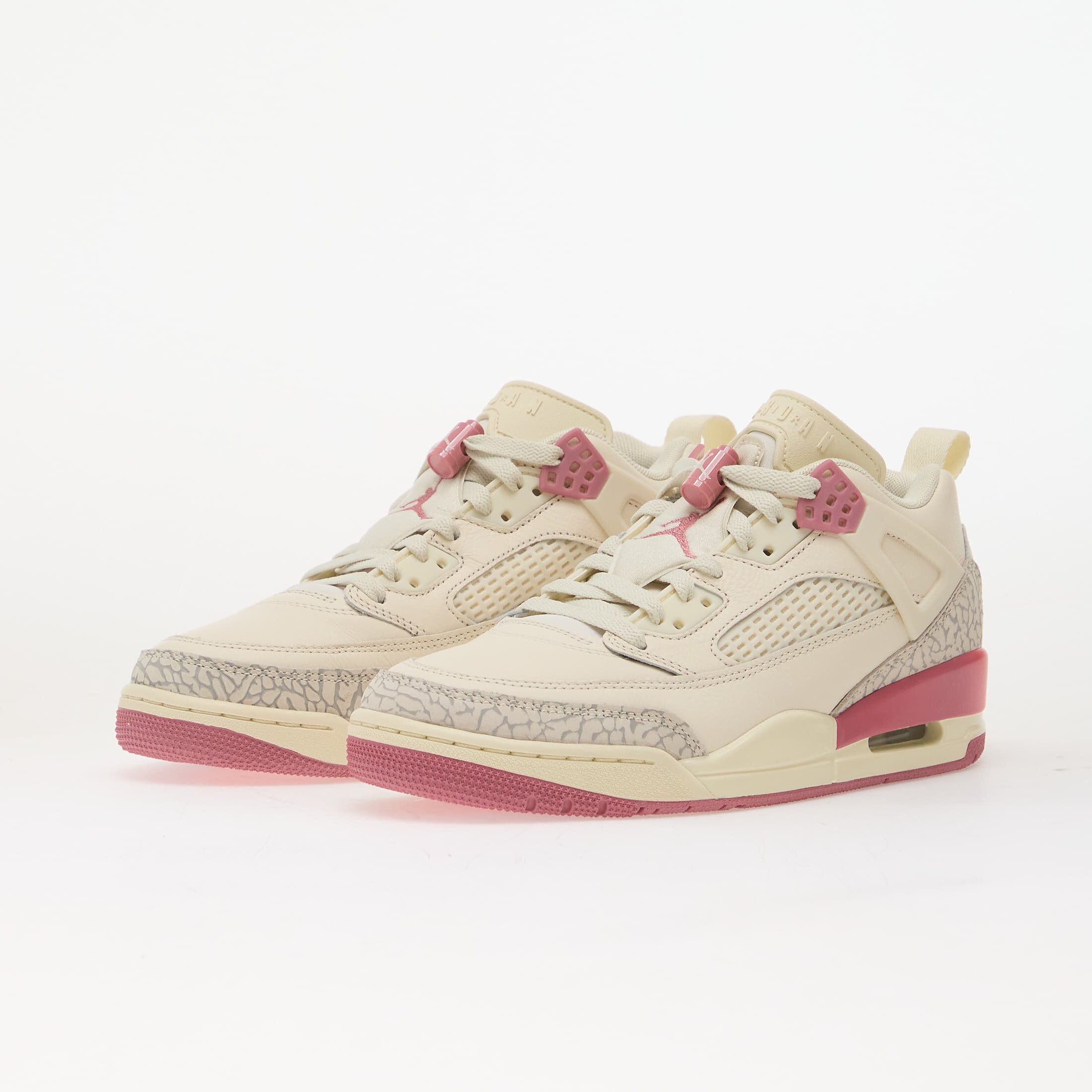 Jordan Сникърси Spizike Low Pale Ivory/ Desert Berry-Track Red