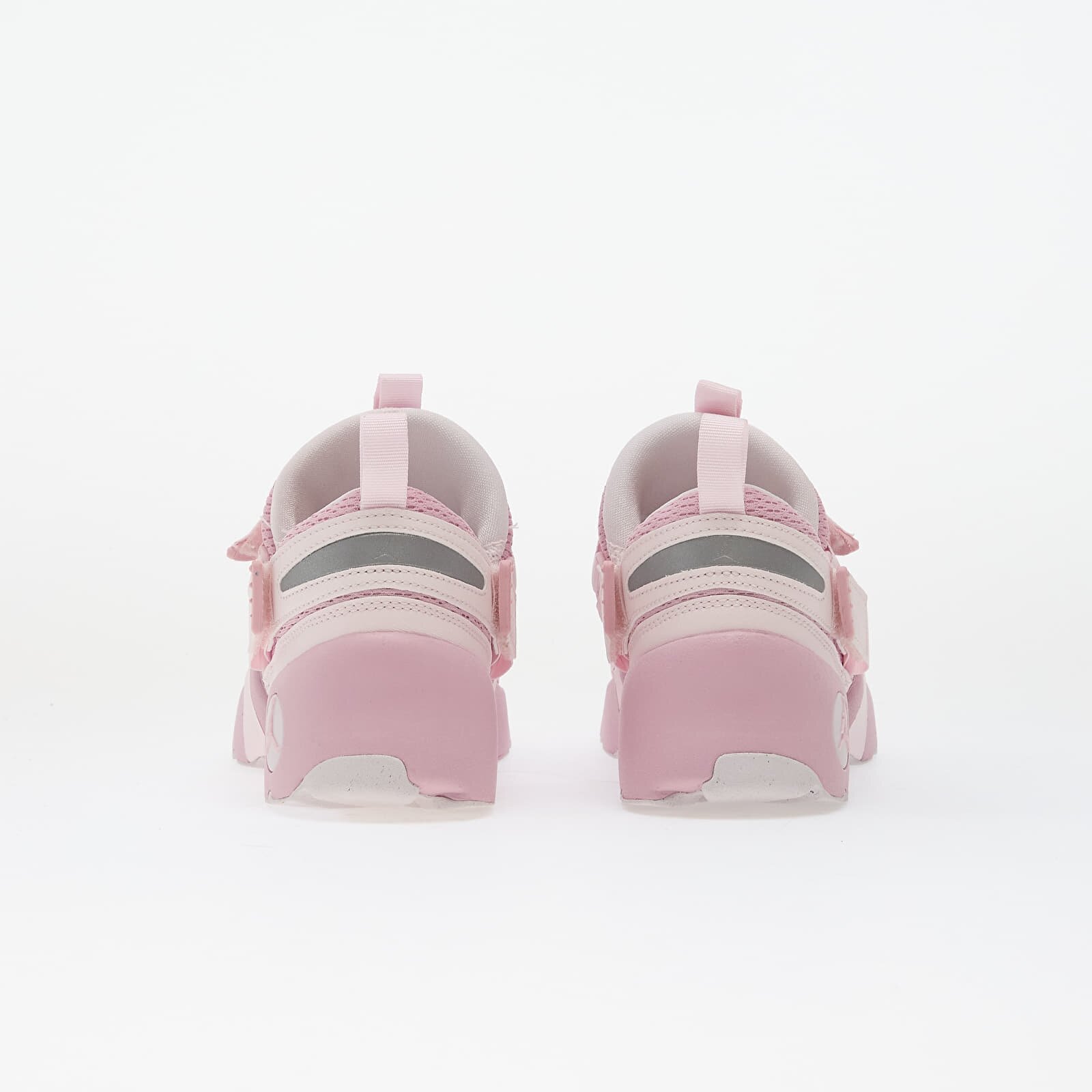 Jordan Сникърси Trunner Lx Iced Carmine/ Iced Carmine-Pearl Pink