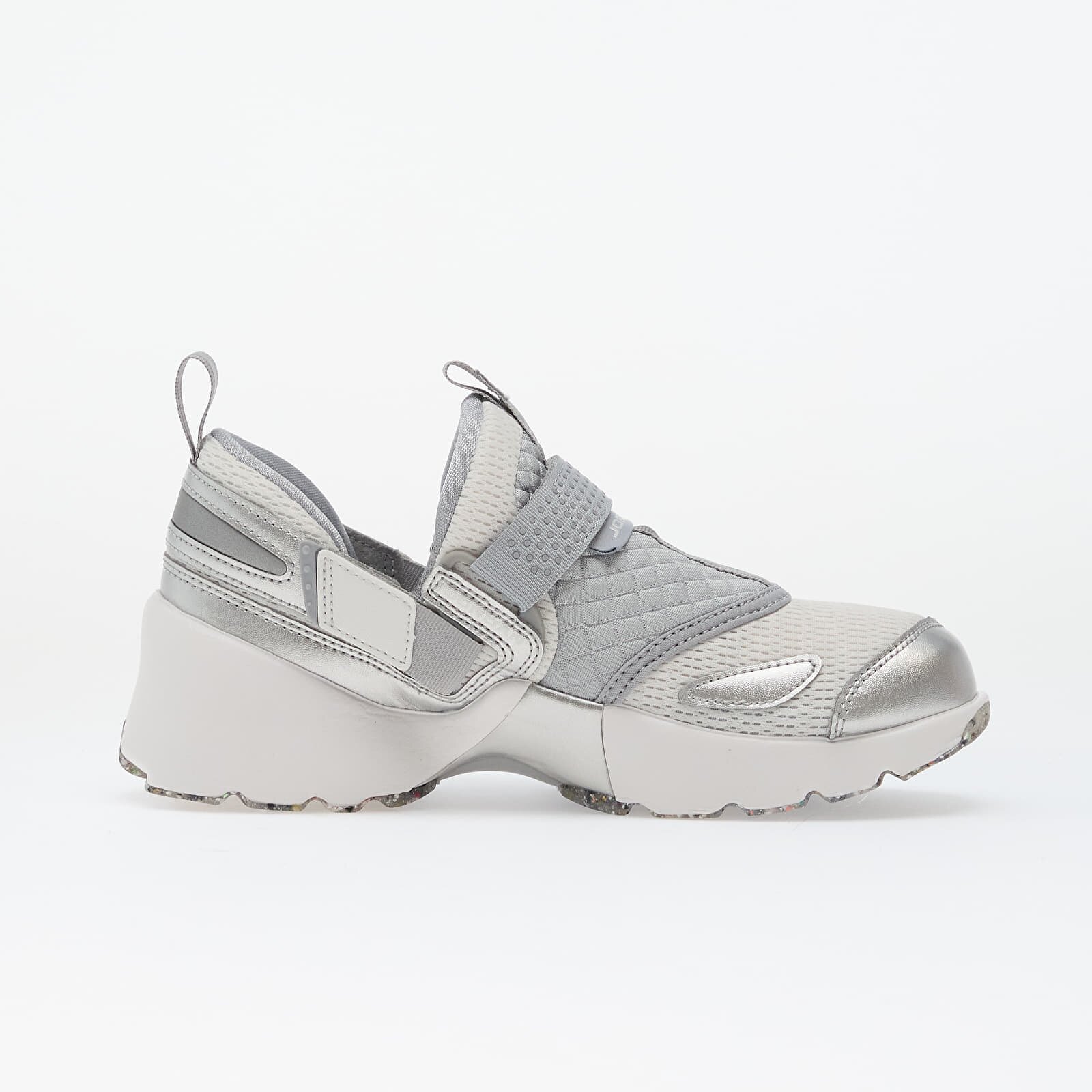 Jordan Сникърси Trunner Lx Wolf Grey/ Summit White-Reflective Slvr