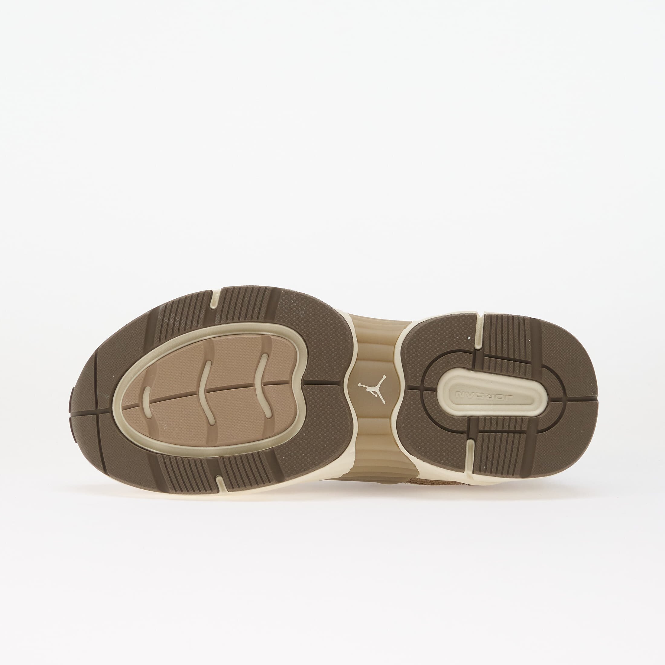 Jordan Сникърси Trunner O/S Khaki/ Pale Ivory-Reflect Silver