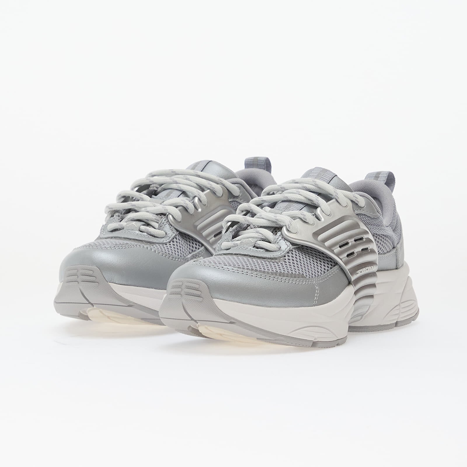 Jordan Сникърси Trunner O/S Swan/ Summit White-Wolf Grey