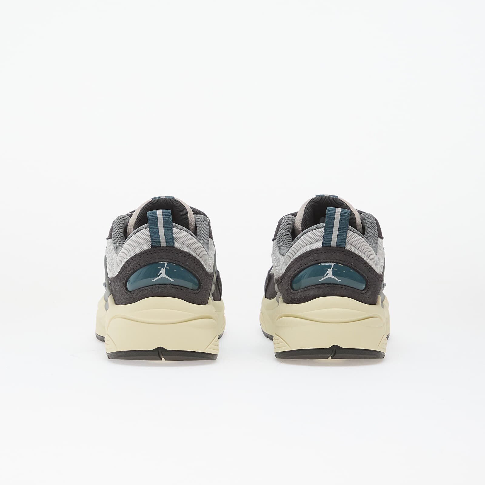 Jordan Сникърси Trunner Photon Dust/ Ash Green-Anthracite