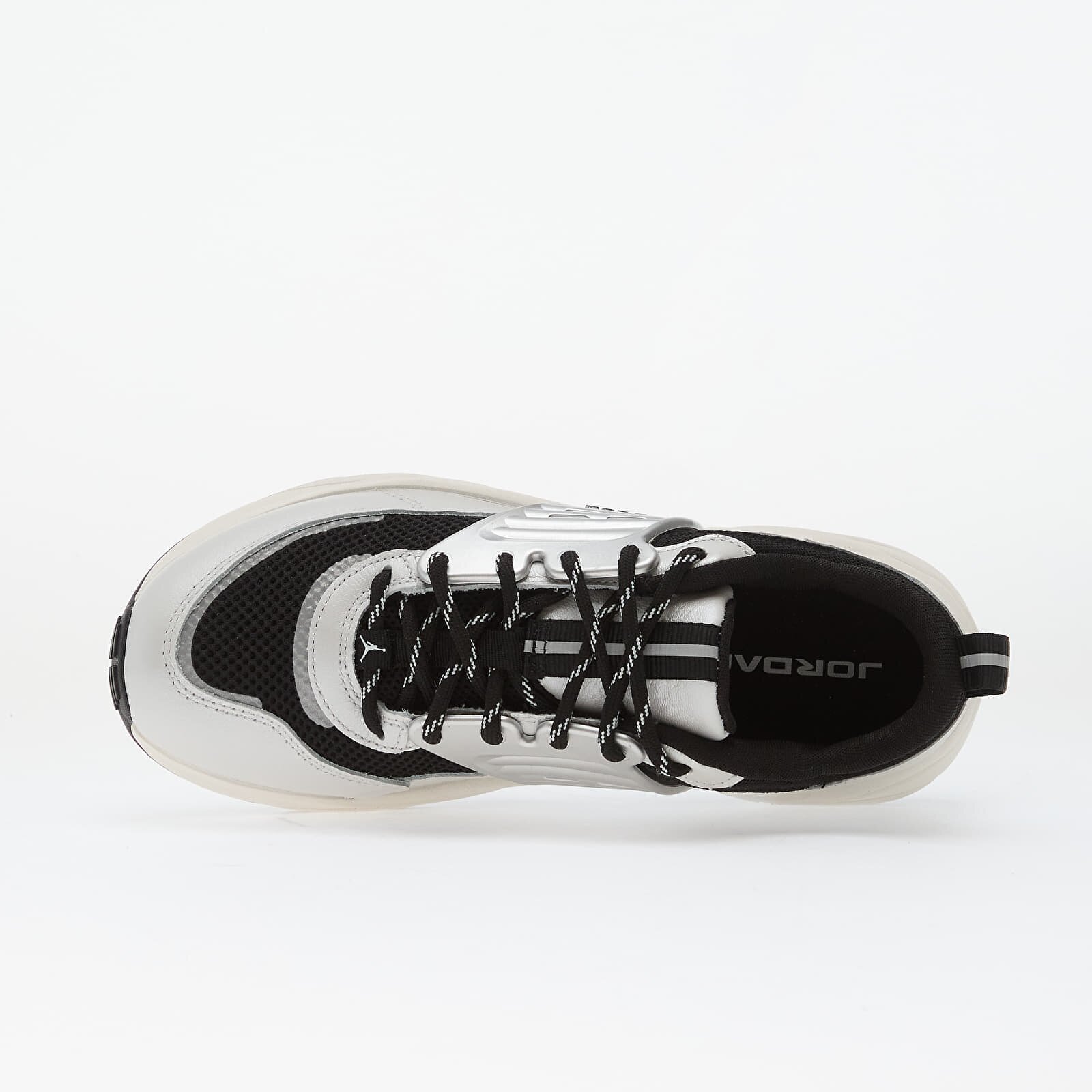Jordan Сникърси Trunner Photon Dust/ White-Black-Sail