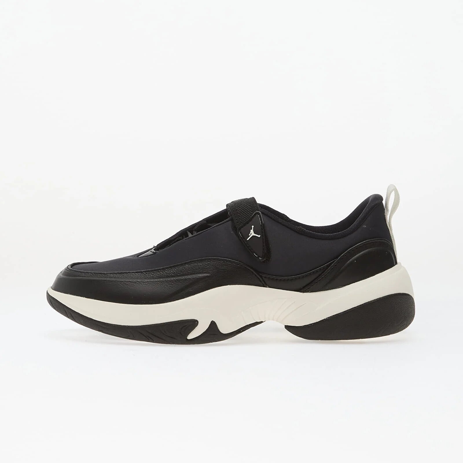 Jordan Сникърси W Pointe Black/ Sail