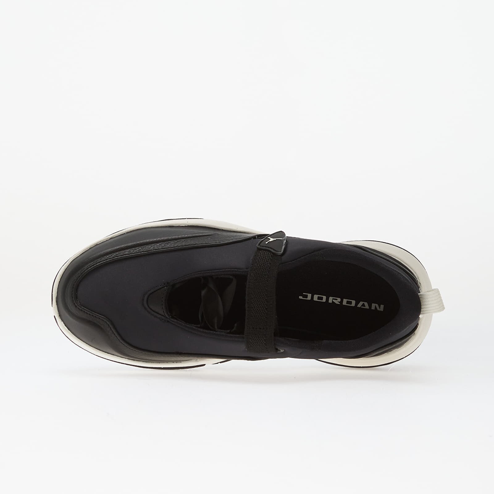 Jordan Сникърси W Pointe Black/ Sail