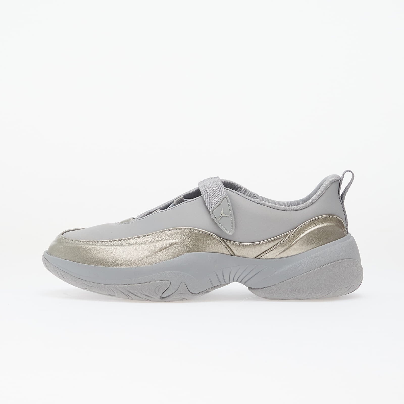 Jordan Сникърси W Pointe Metallic Silver/ Photon Dust-Smoke Grey