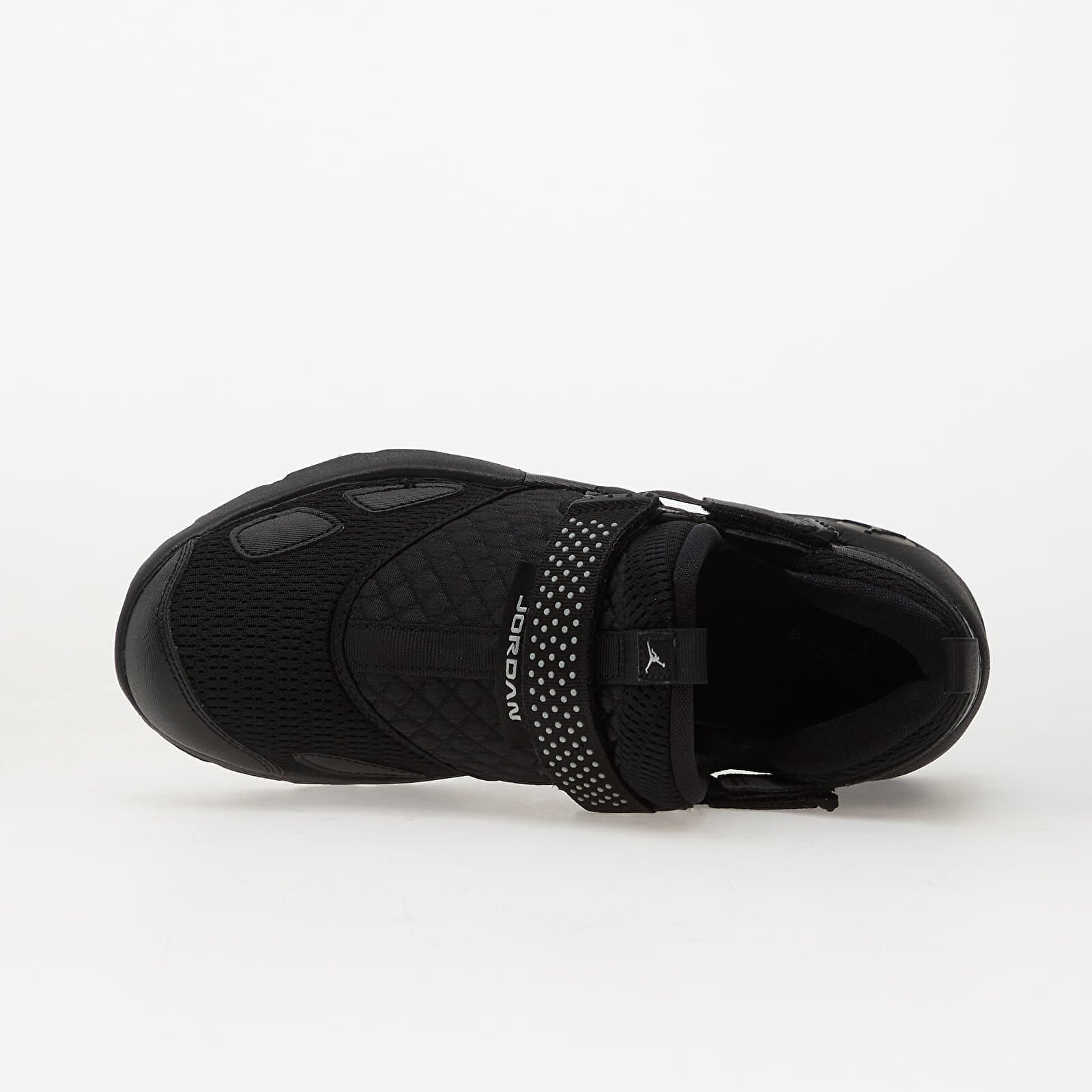 Jordan Сникърси W Trunner Lx Black/ Black-Black