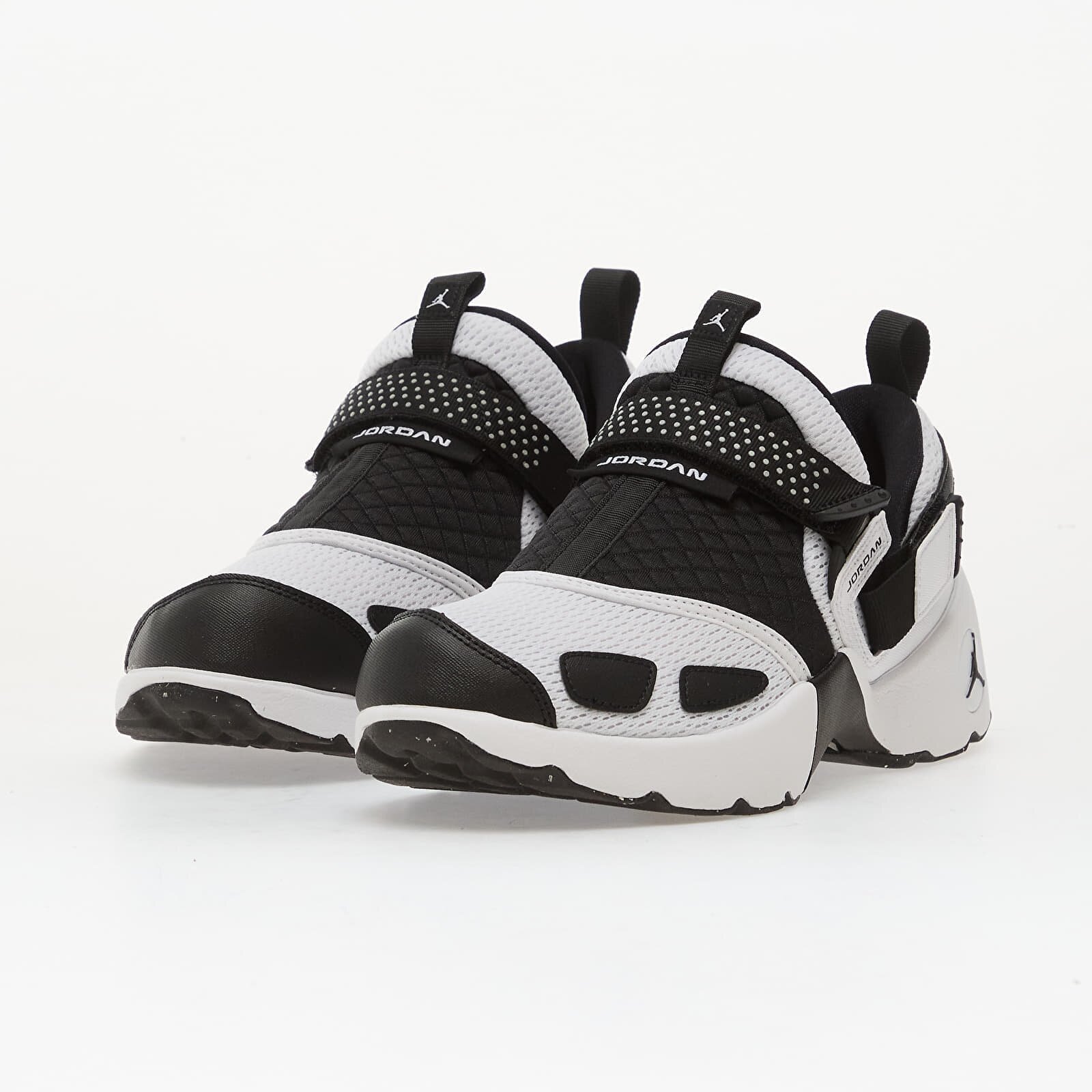 Jordan Сникърси W Trunner Lx White/ Black-Reflective Slvr