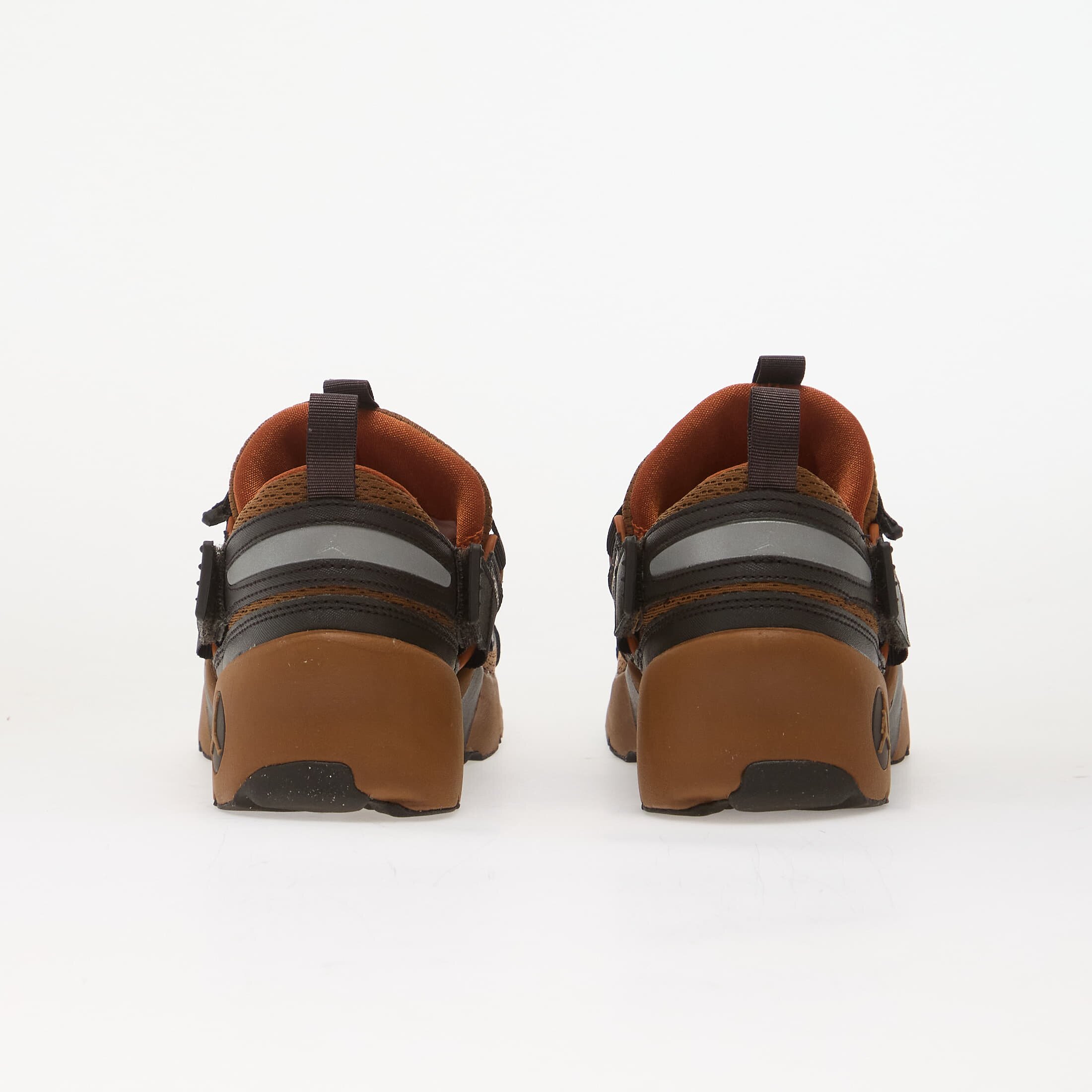 Jordan Trunner LX Lt British Tan/ Desert Orange