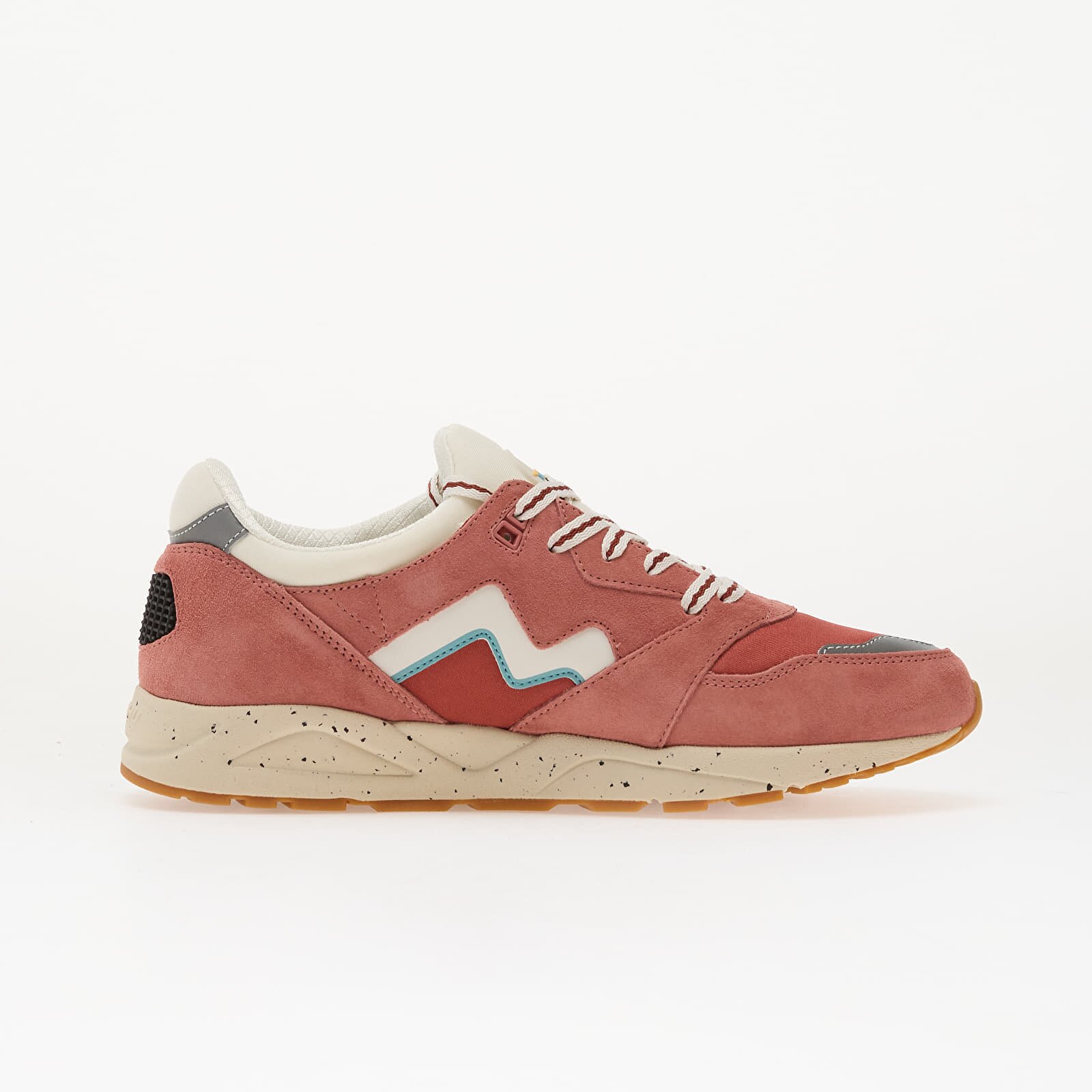 KARHU Сникърси Aria 95 Light Mahogany/ White