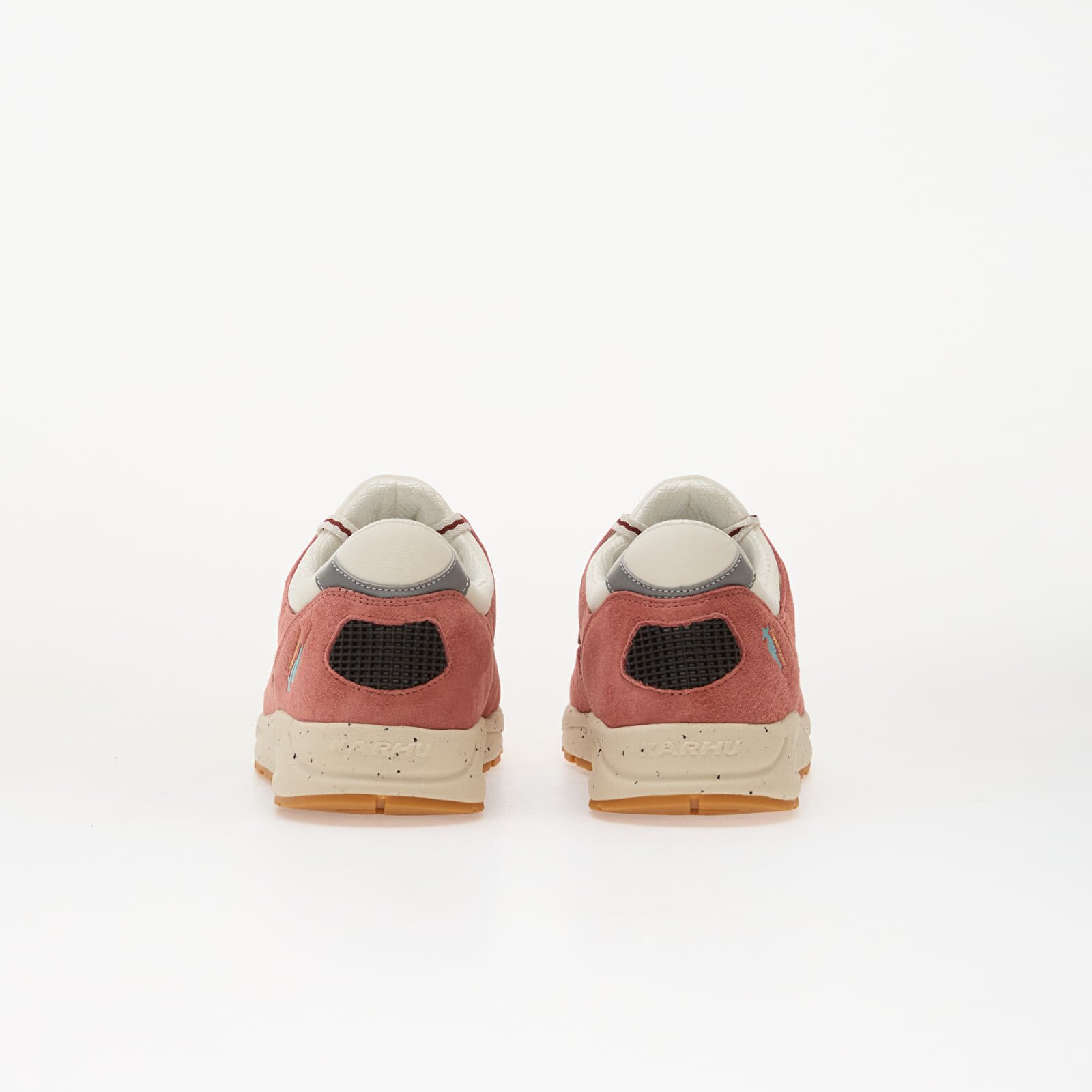 KARHU Сникърси Aria 95 Light Mahogany/ White