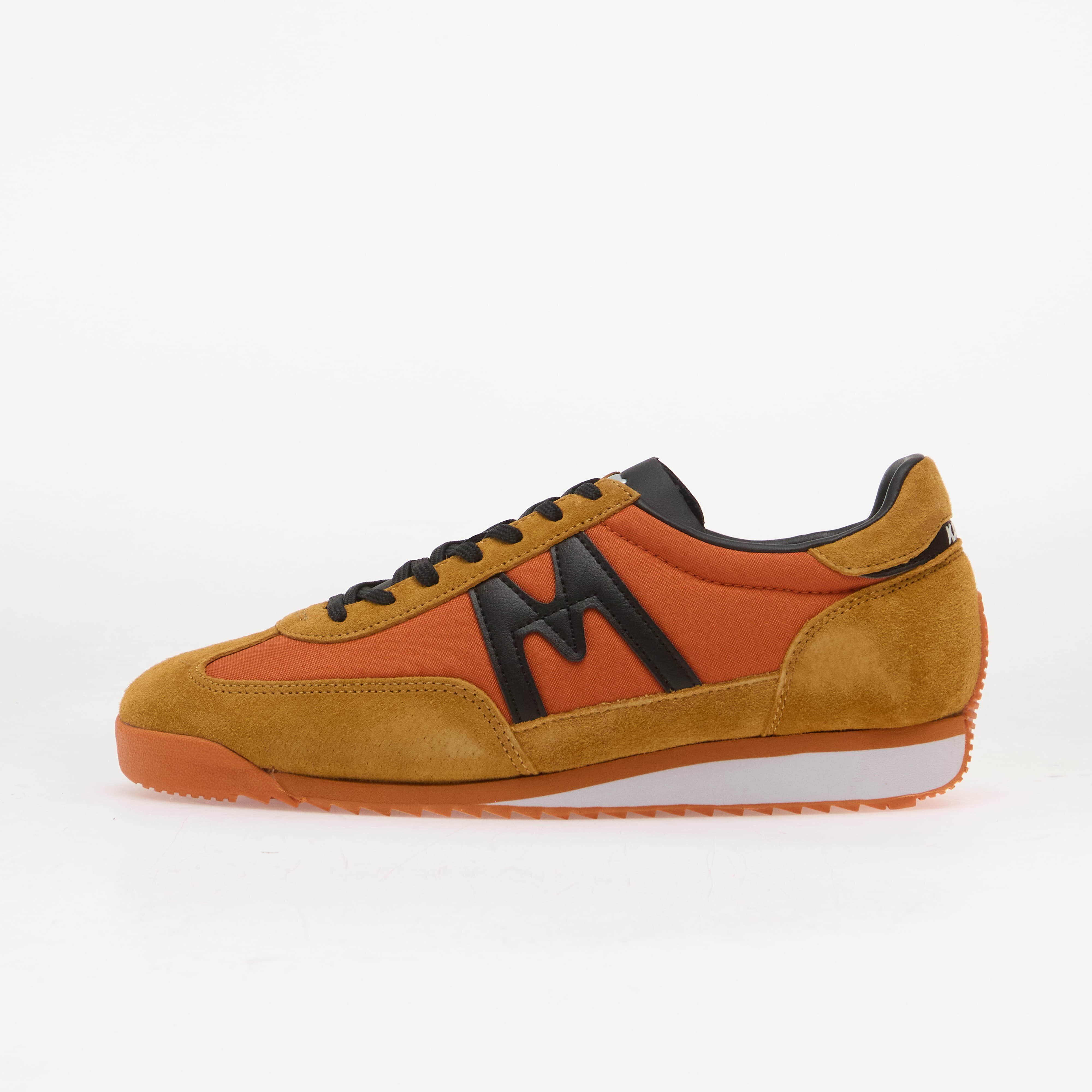 KARHU Сникърси Mestari 76 Jaffa Orange/ Black