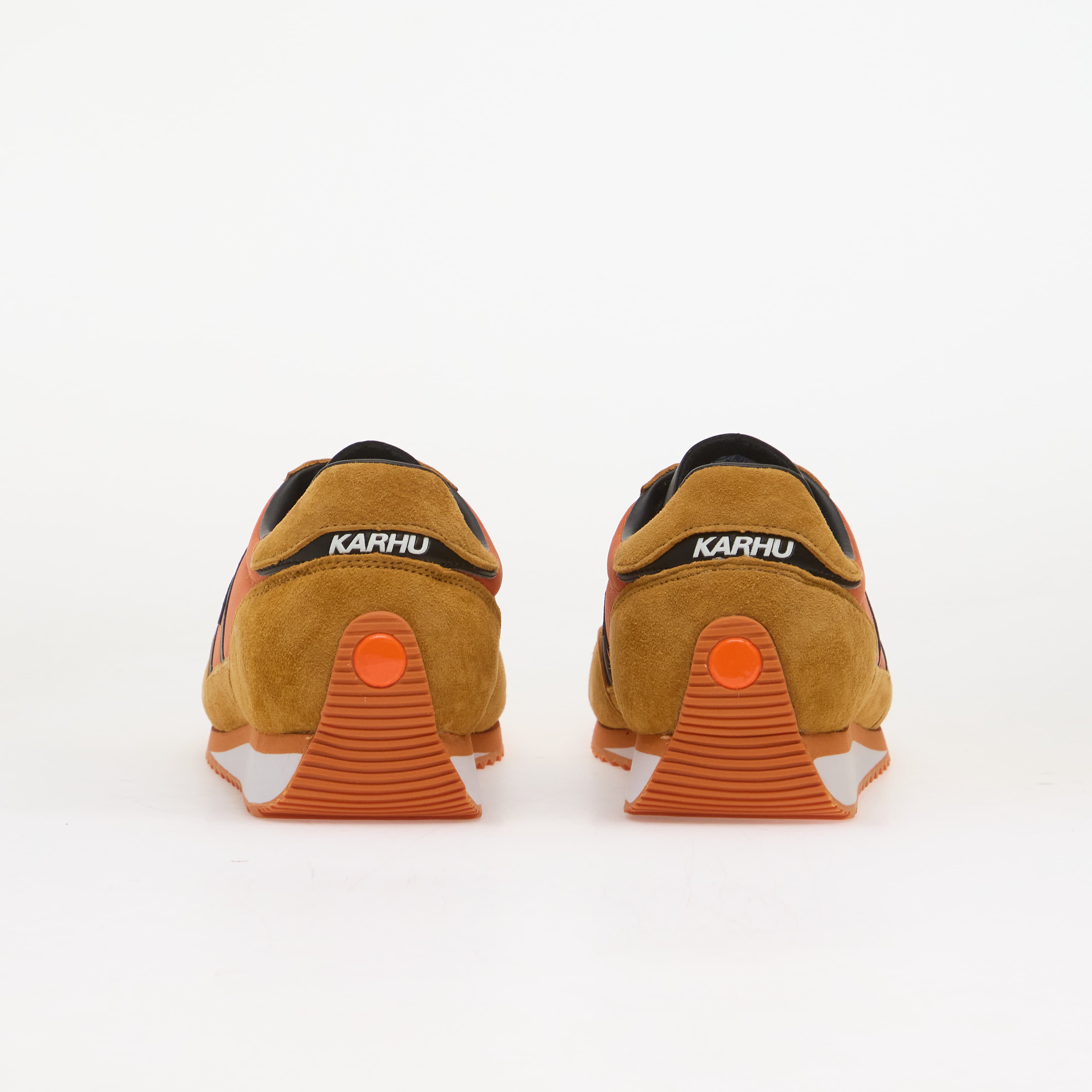KARHU Сникърси Mestari 76 Jaffa Orange/ Black