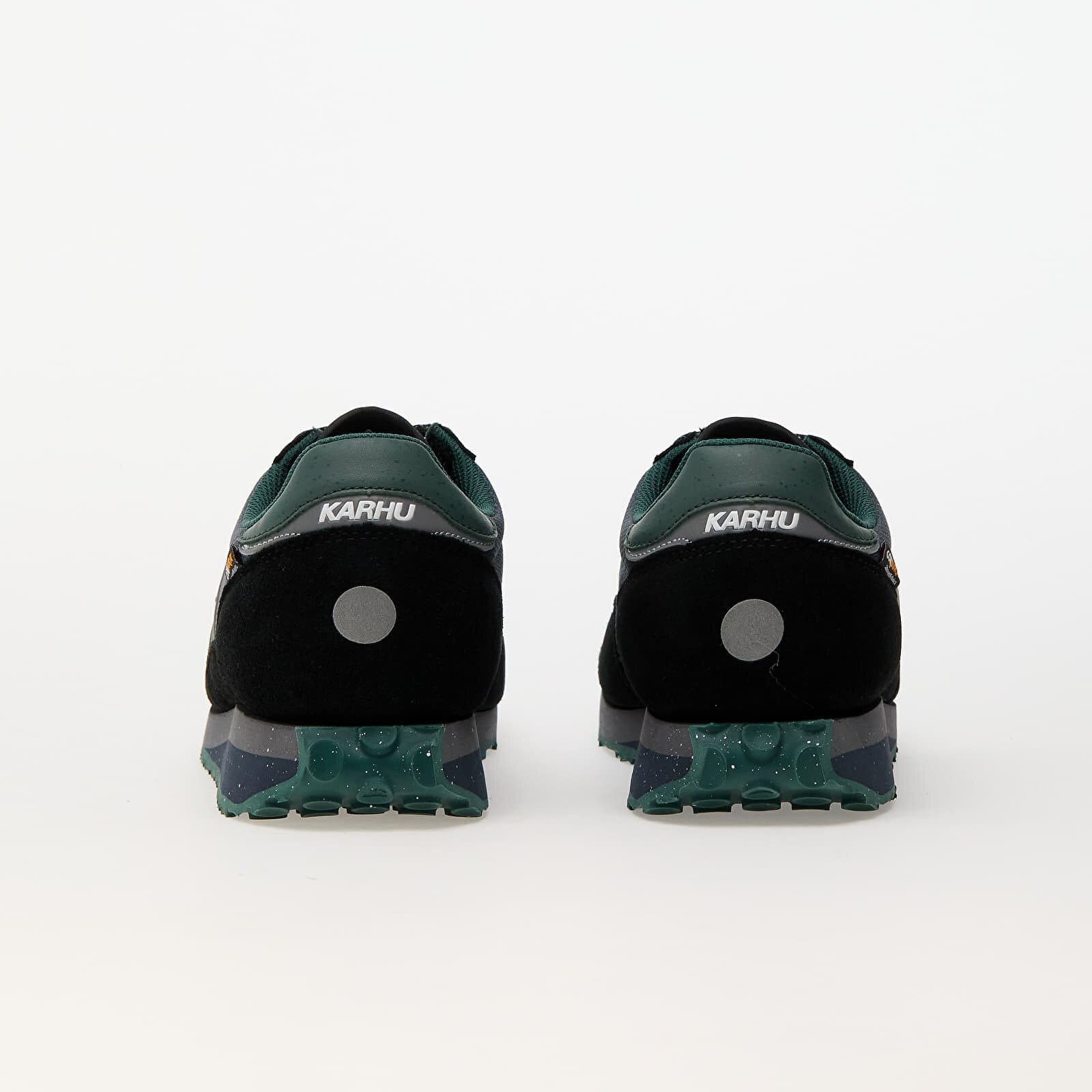 KARHU Сникърси Mestari Control Caviar/ Rain Forest