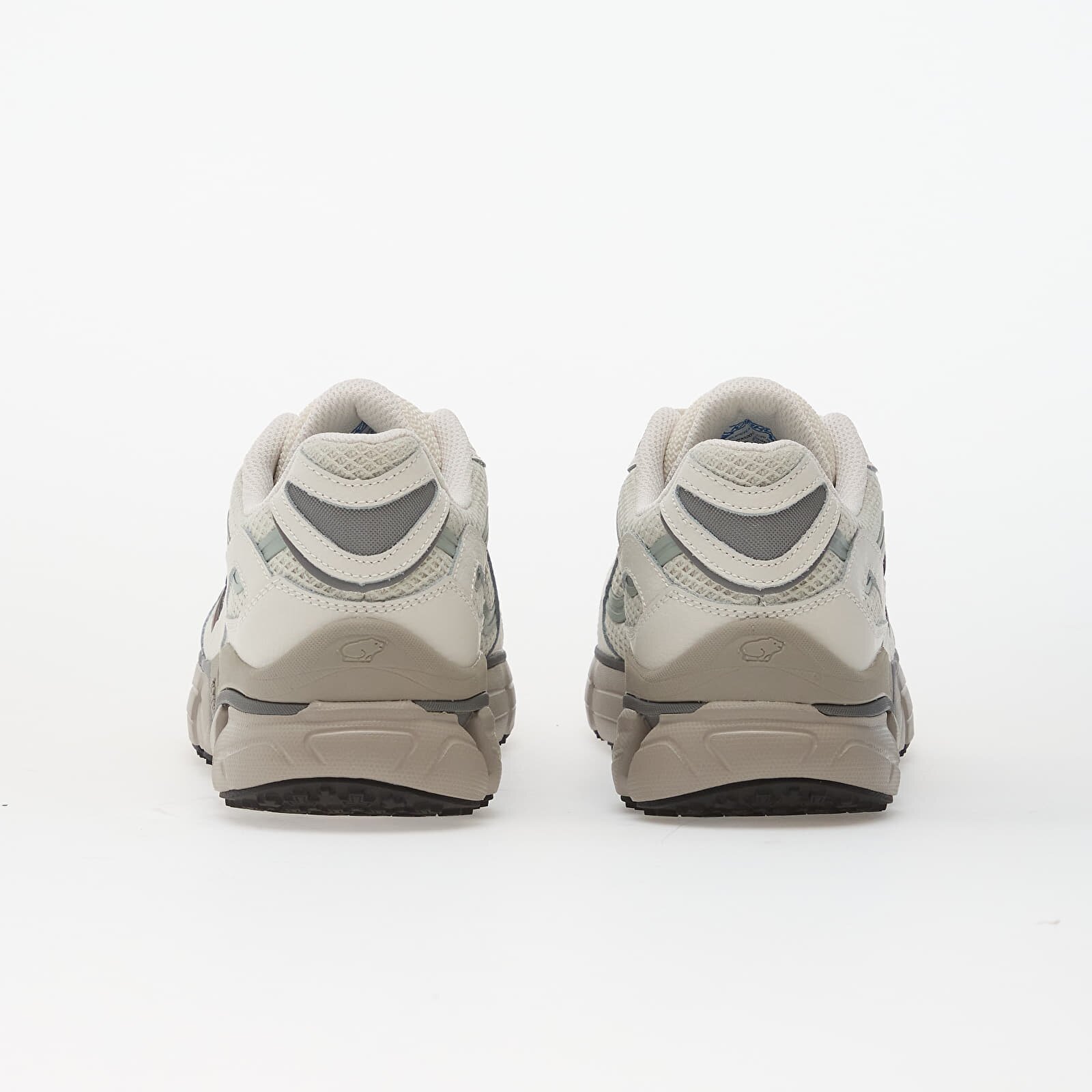 KARHU Сникърси Super Fulcrum Blanc De Blanc/ Dark Gull Gray