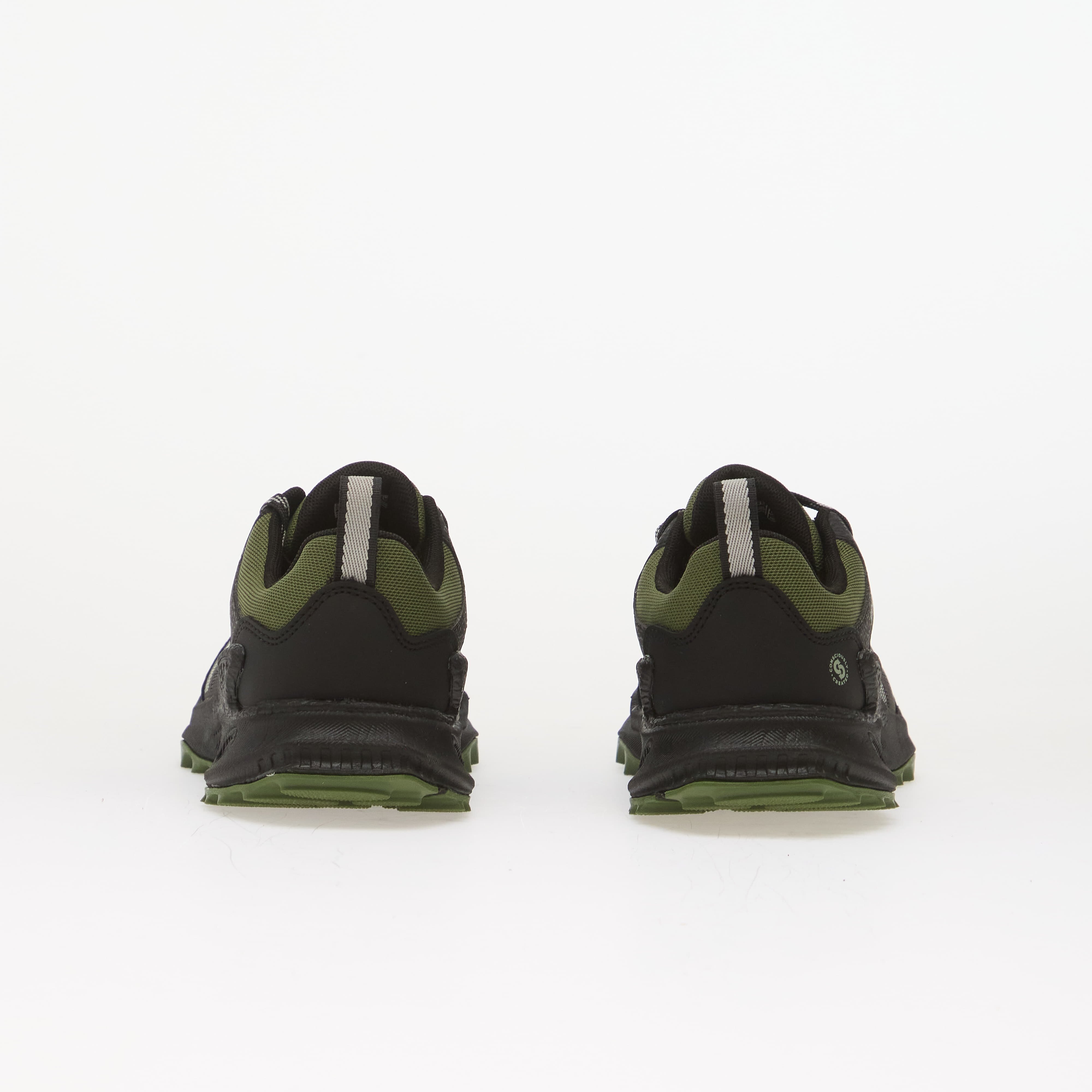 Keen Сникърси Zionic WP Youth Black/ Bronze Green