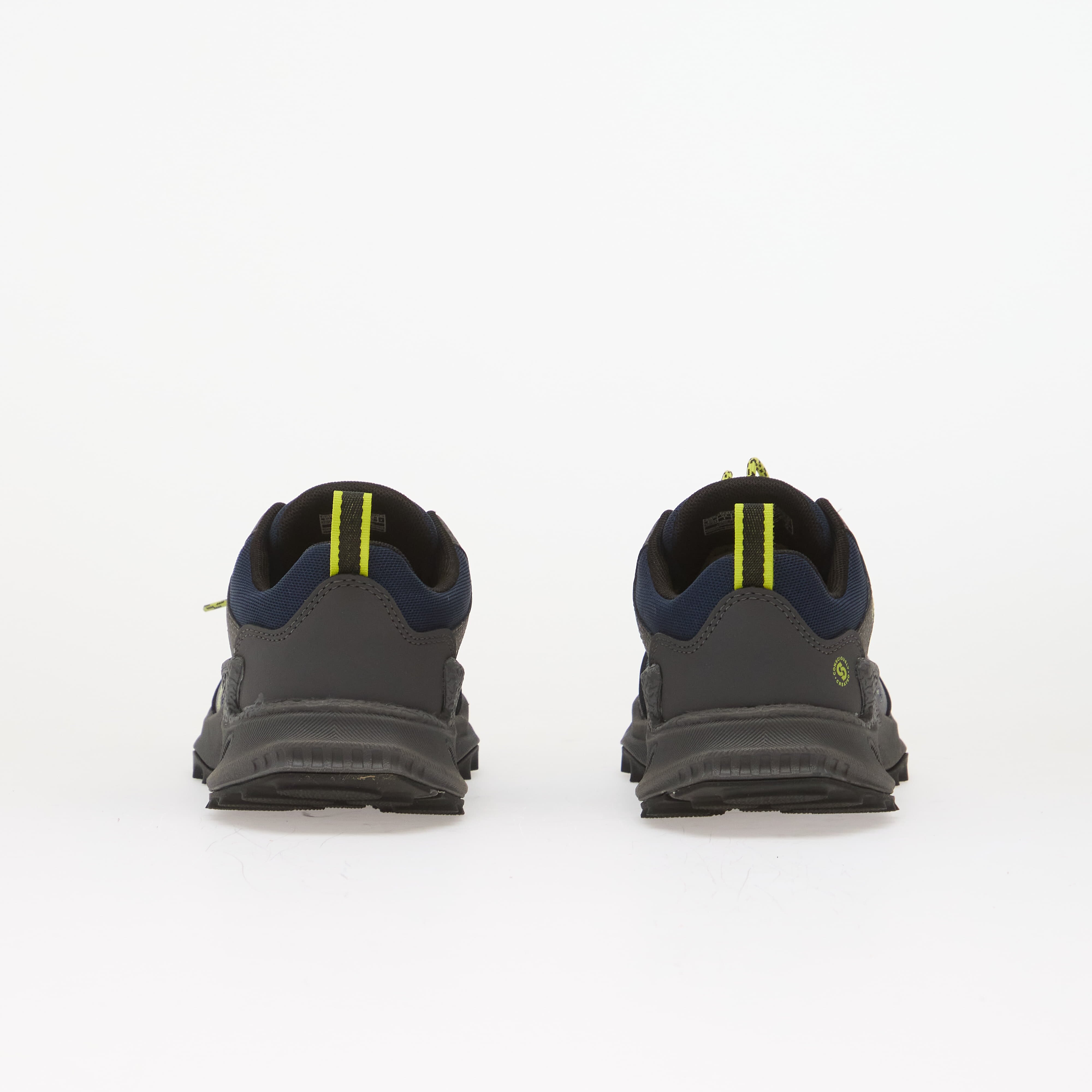 Keen Сникърси Zionic WP Youth Magnet/ Evening Primrose